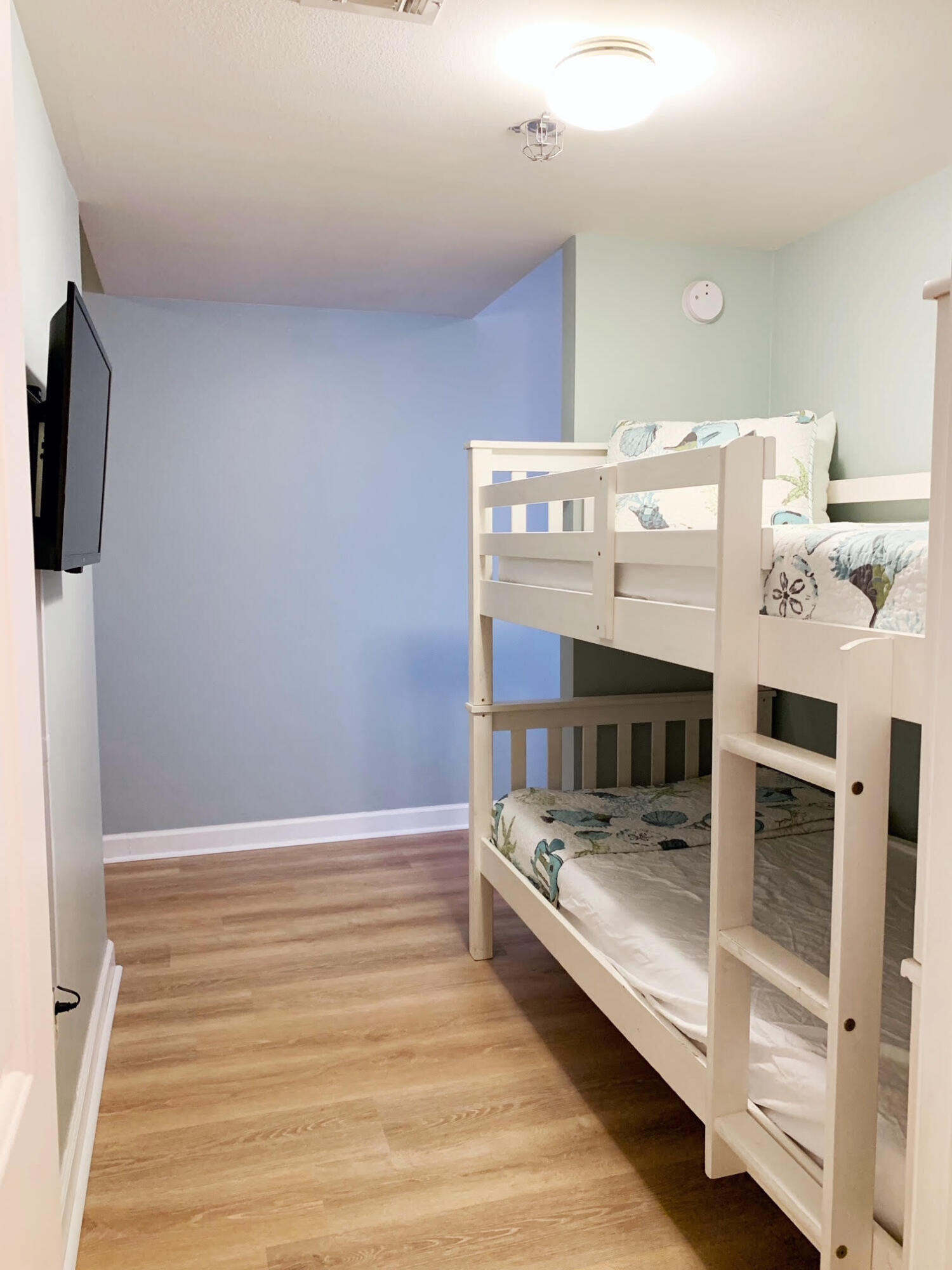 SHORES OF PANAMA - Residential