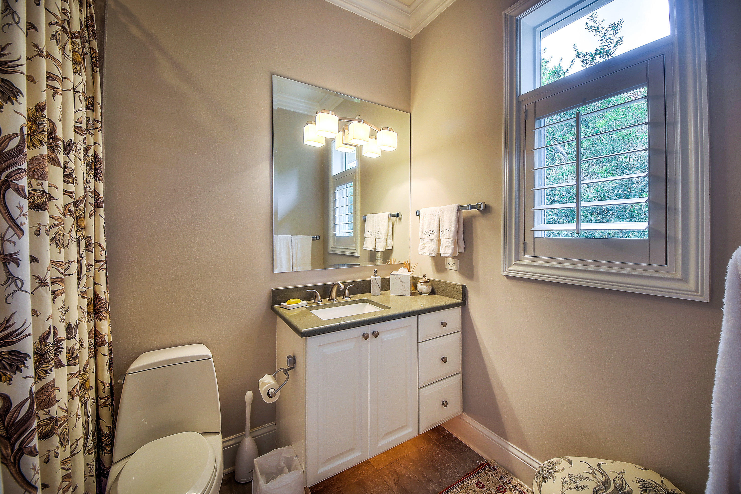 BURNT PINE - Residential