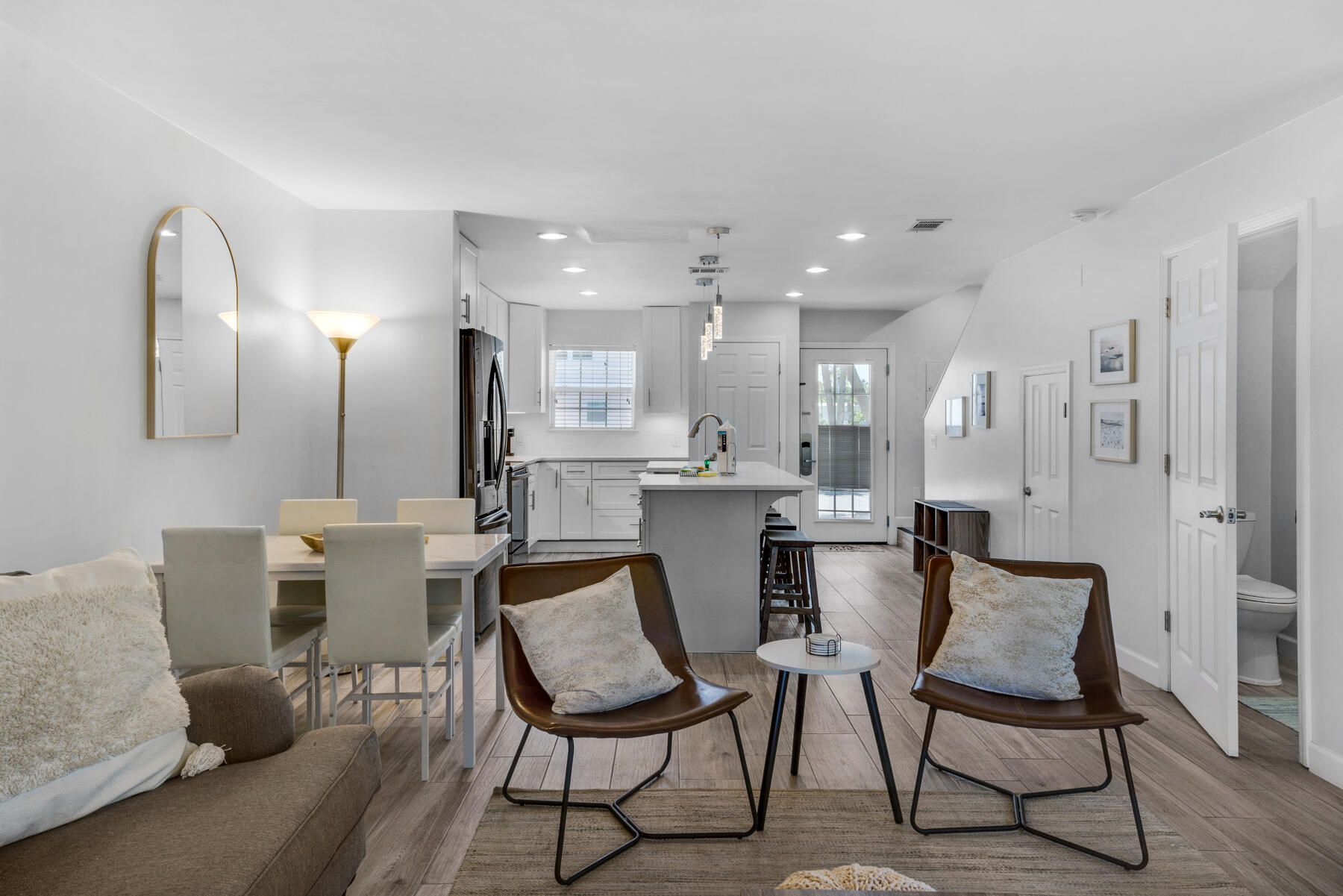 SUMMERLAKE T/H - Residential