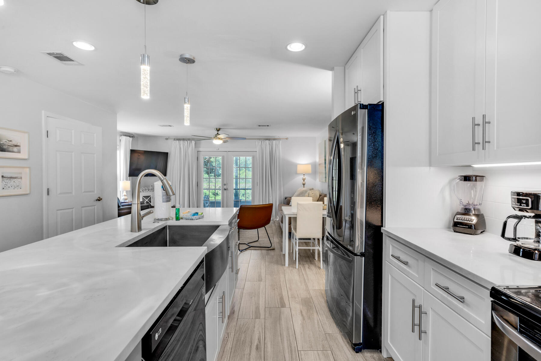 SUMMERLAKE T/H - Residential