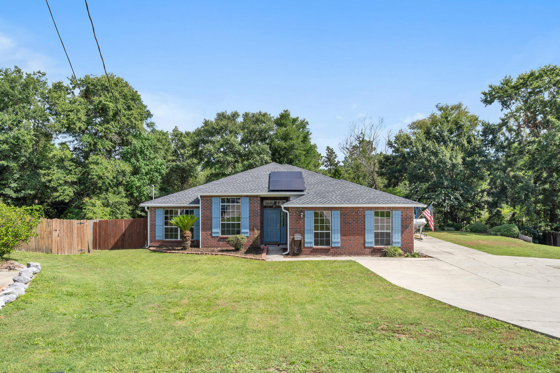 COUNTRYVIEW ESTATES 10TH ADDN - Residential