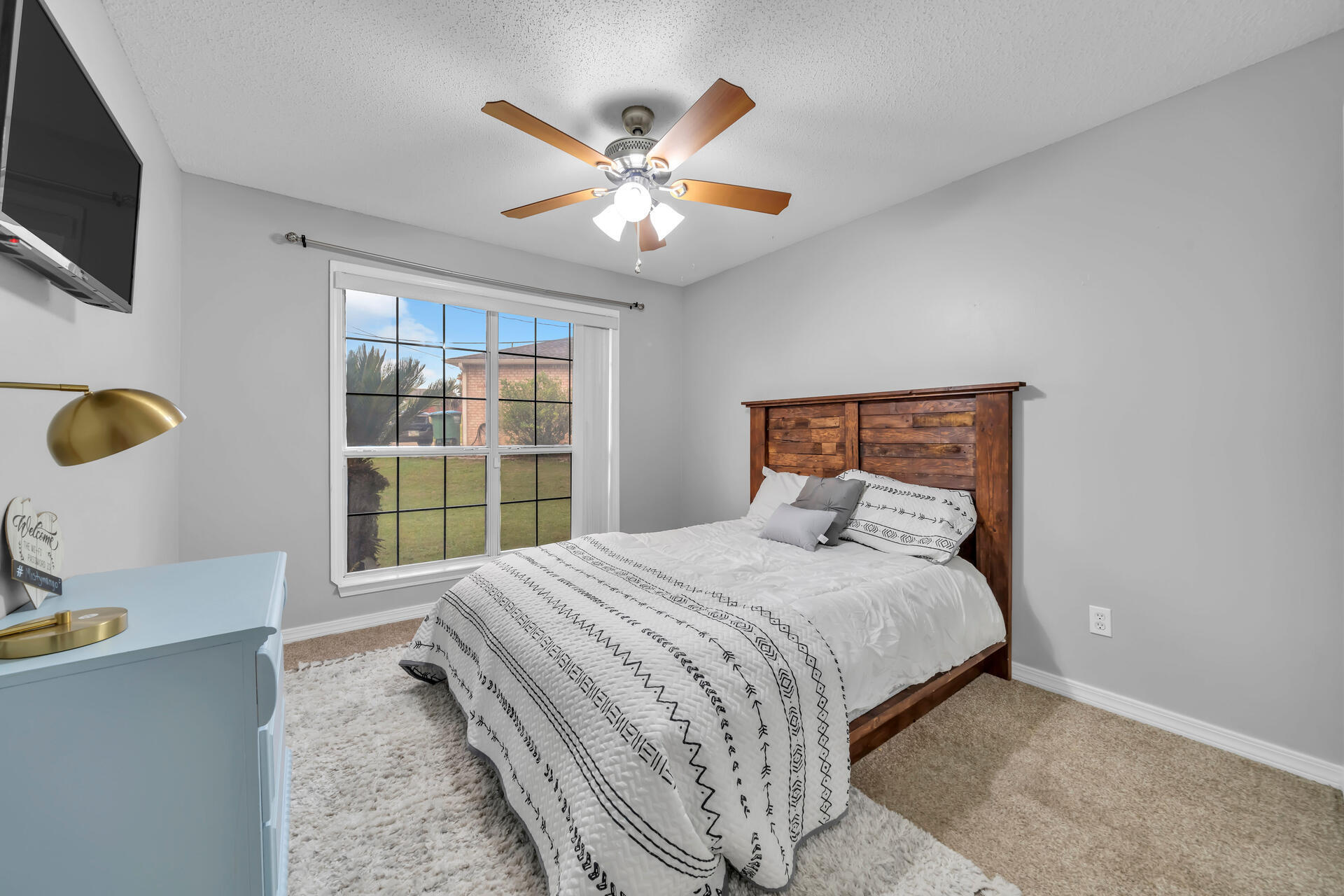 COUNTRYVIEW ESTATES 10TH ADDN - Residential