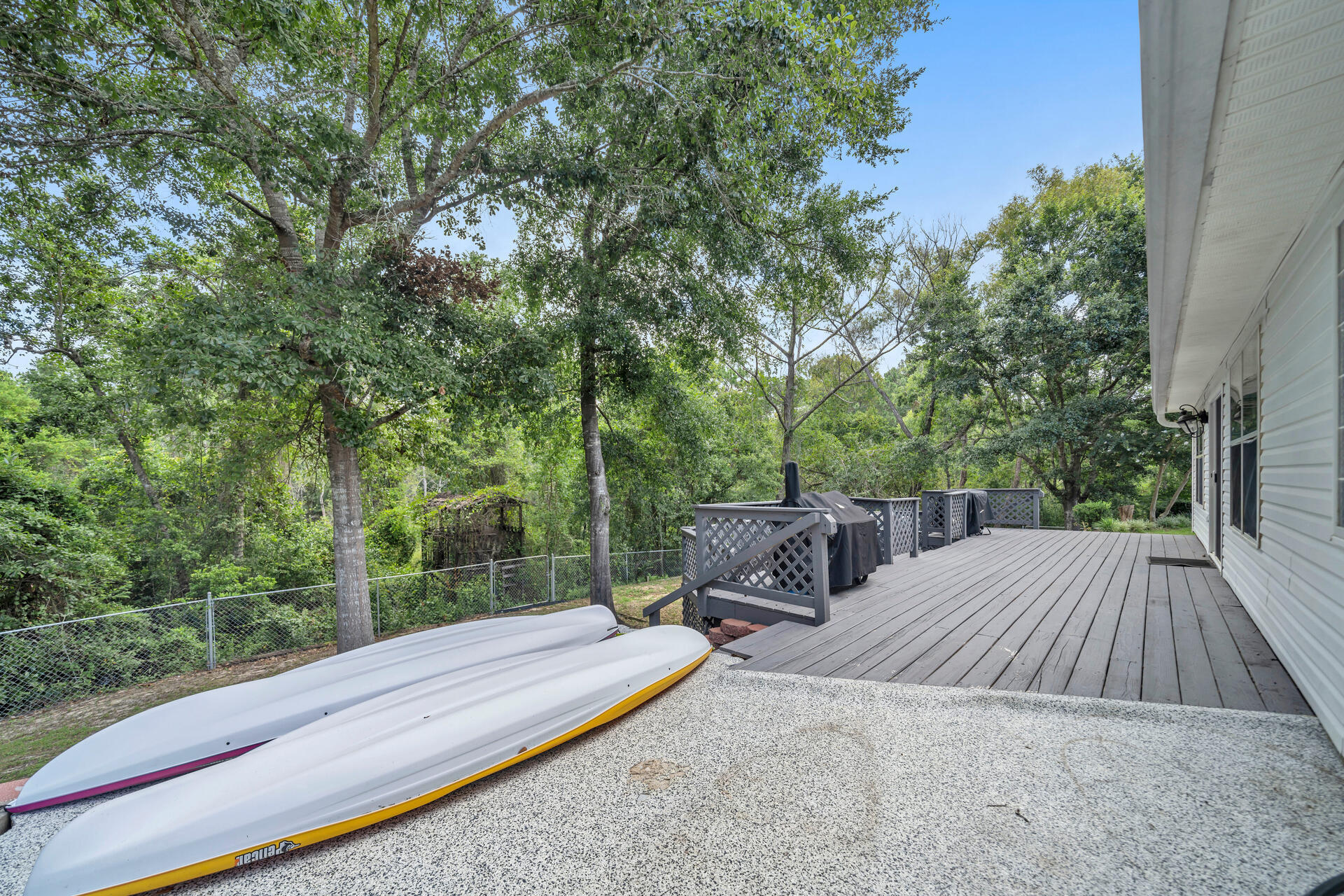 COUNTRYVIEW ESTATES 10TH ADDN - Residential