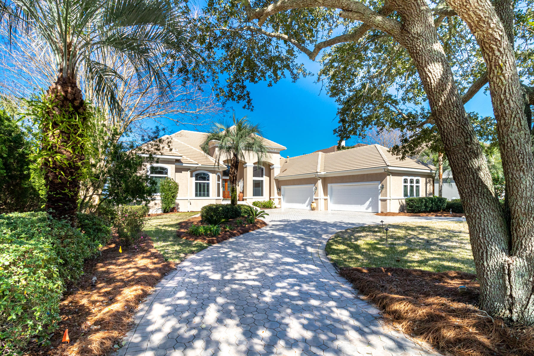 Regatta Bay   Commodore Point S/D - Residential