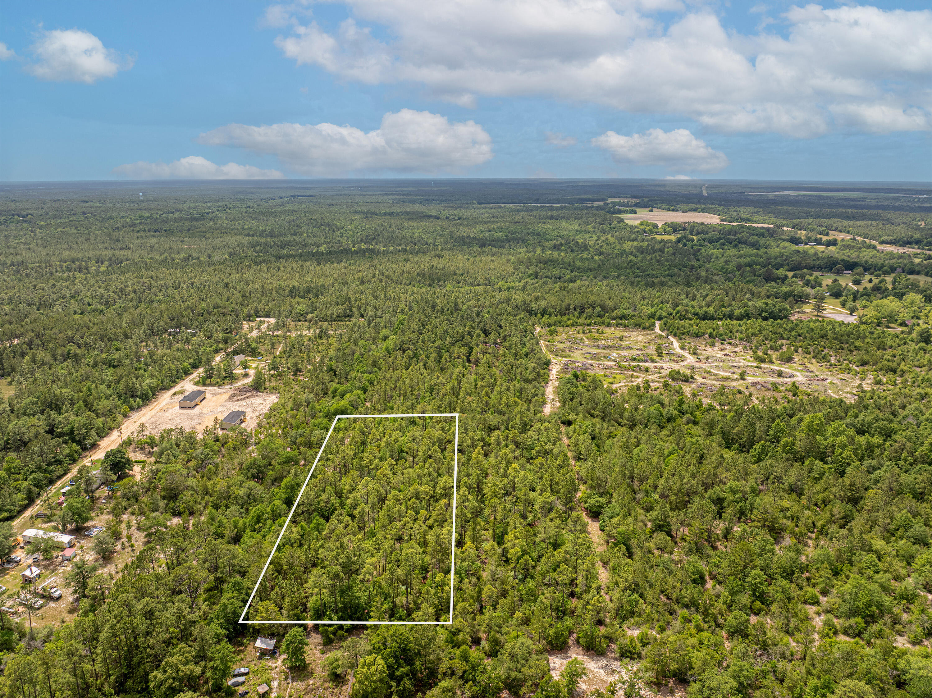 NO RECORDED SUBDIVISION - Farm