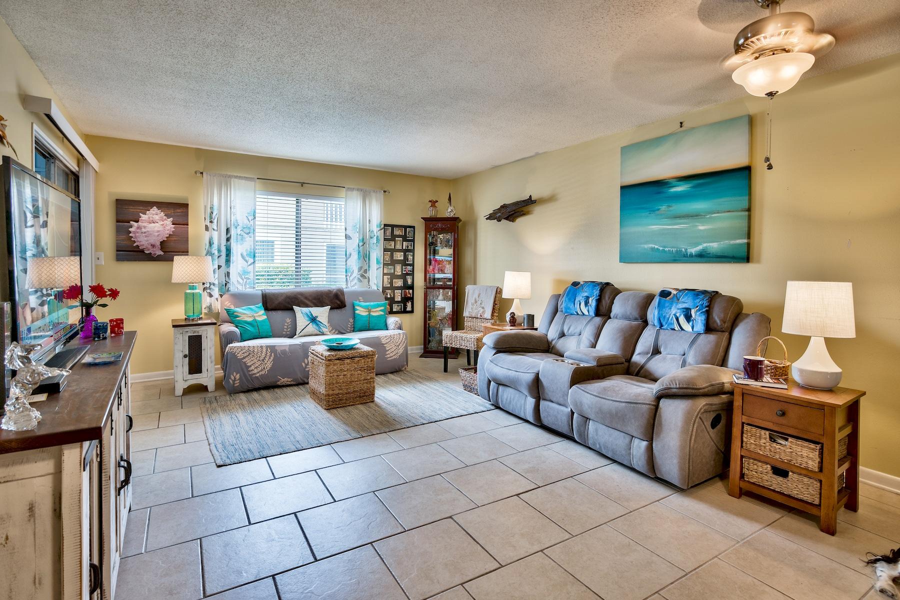 CHATEAU LA MER CONDO - Residential