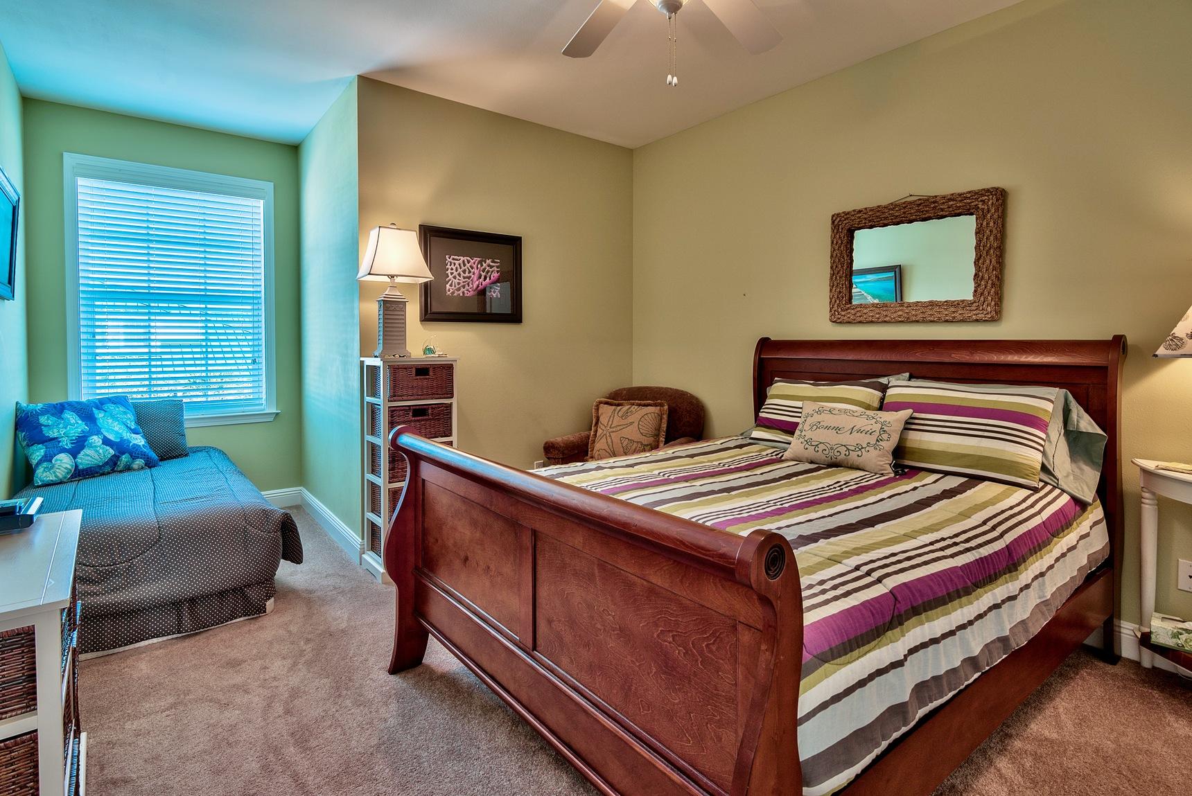 VILLAGE AT BLUE MOUNTAIN BEACH - Residential