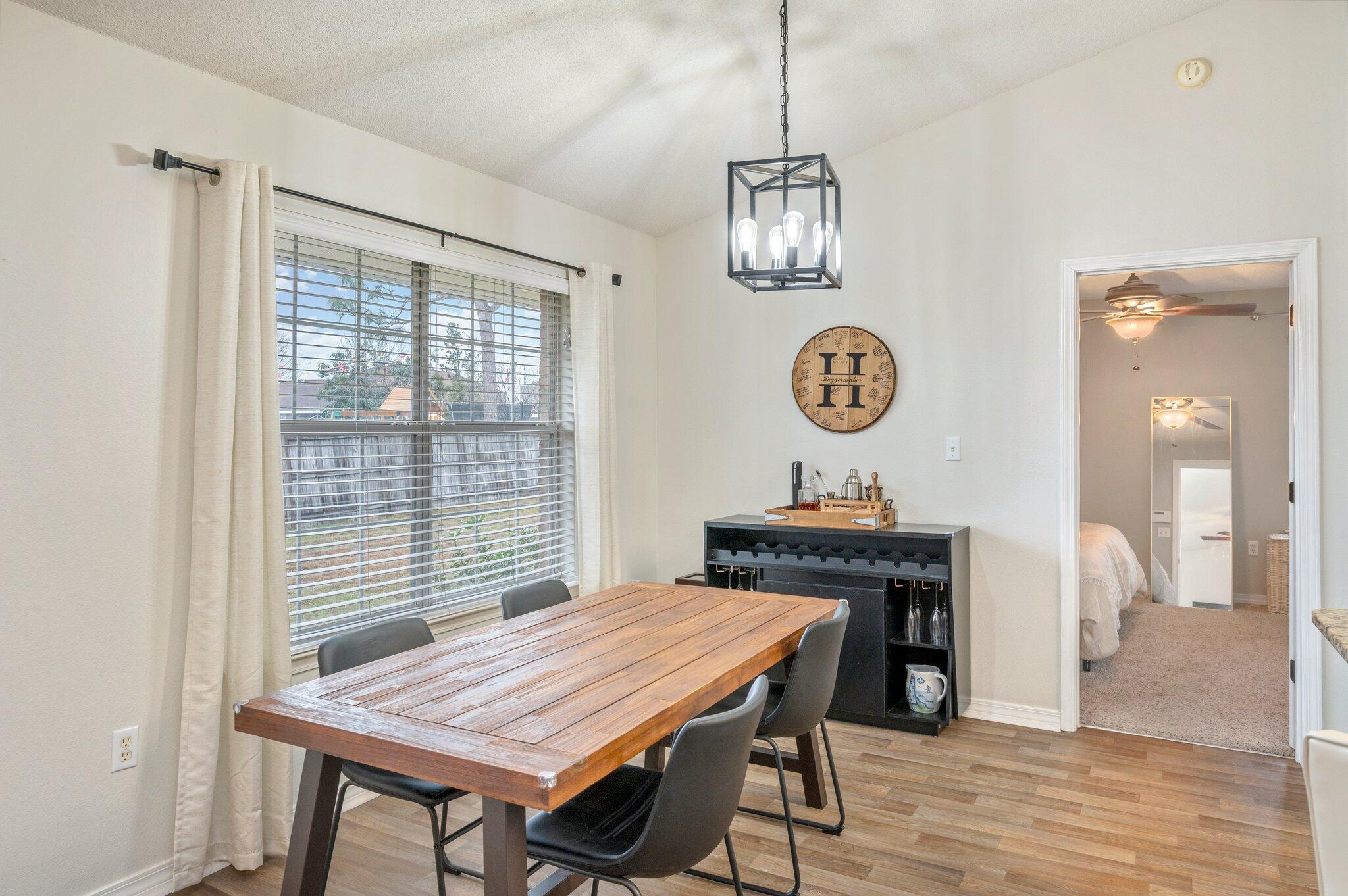 HAMPTON RIDGE ESTATES - Residential