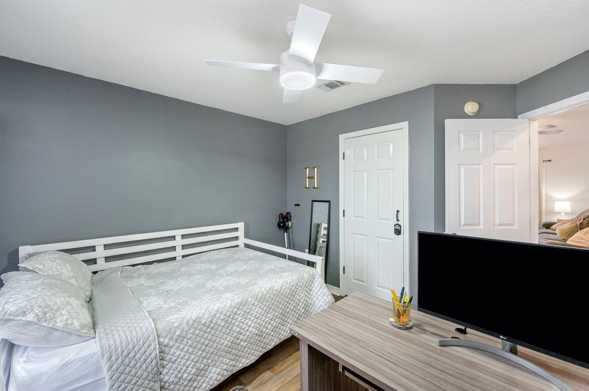 HAMPTON RIDGE ESTATES - Residential