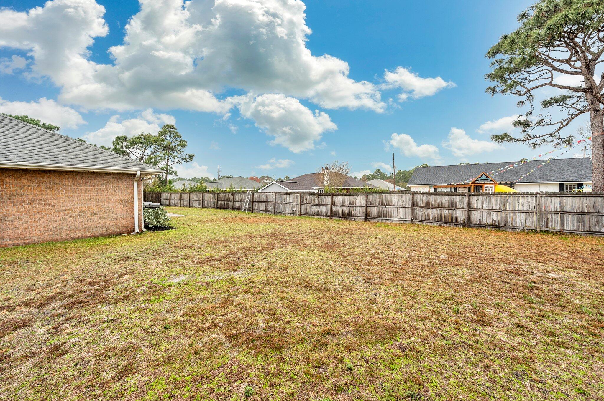 HAMPTON RIDGE ESTATES - Residential