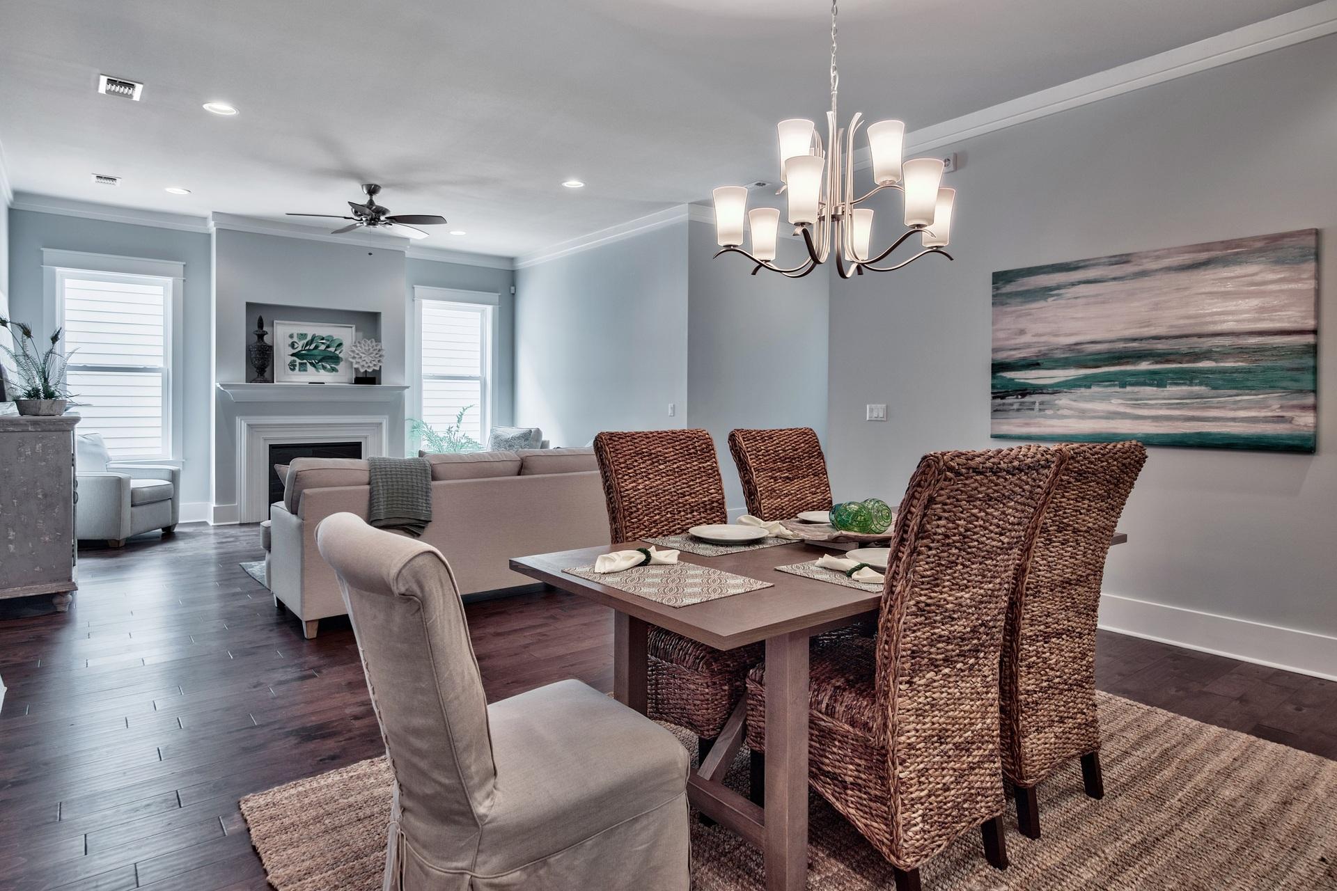 PARADISE COVE - Residential