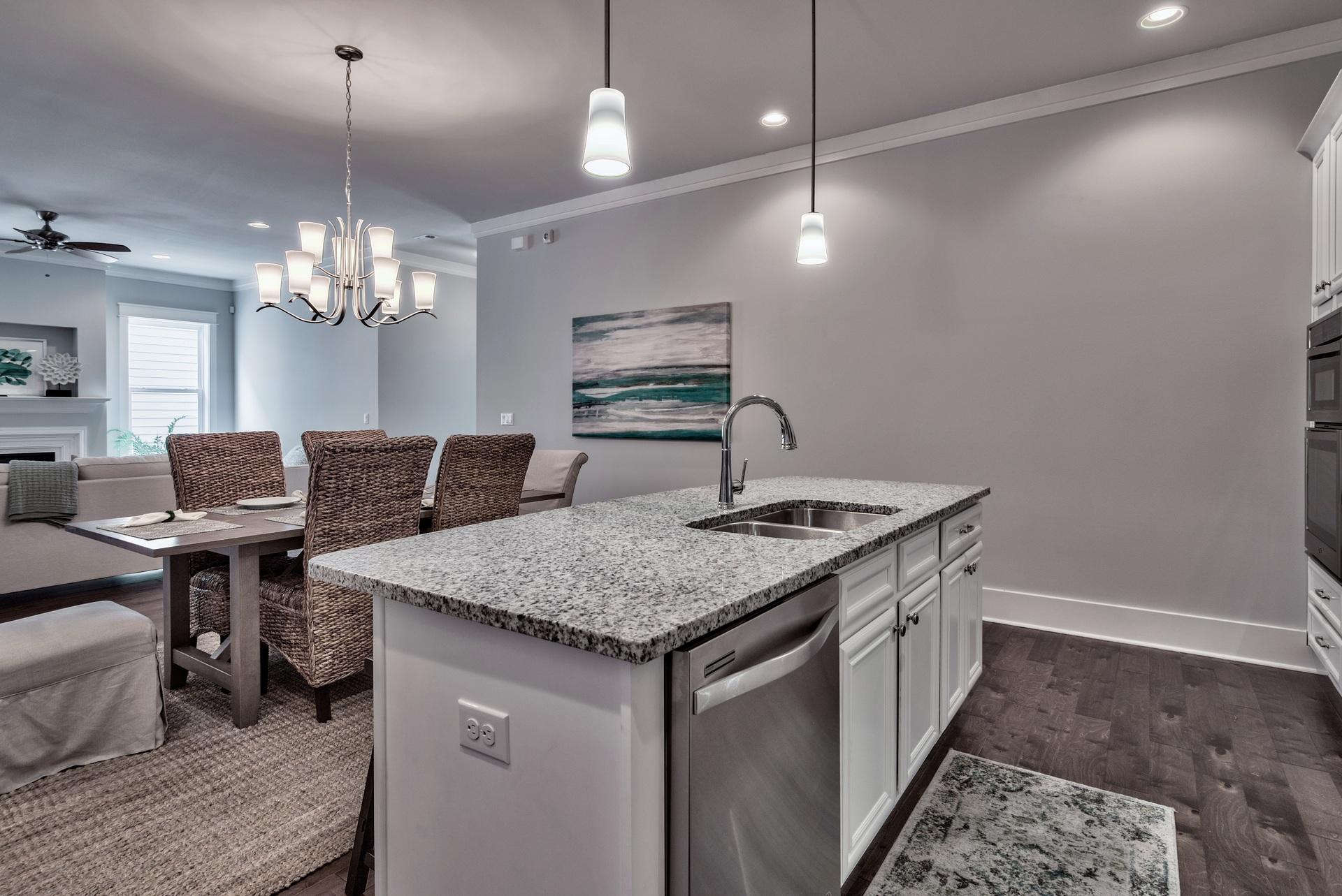 PARADISE COVE - Residential