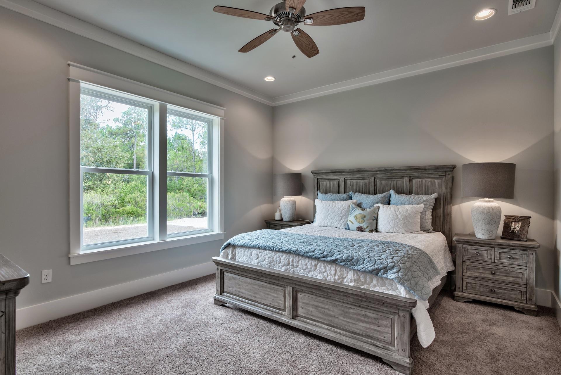 PARADISE COVE - Residential