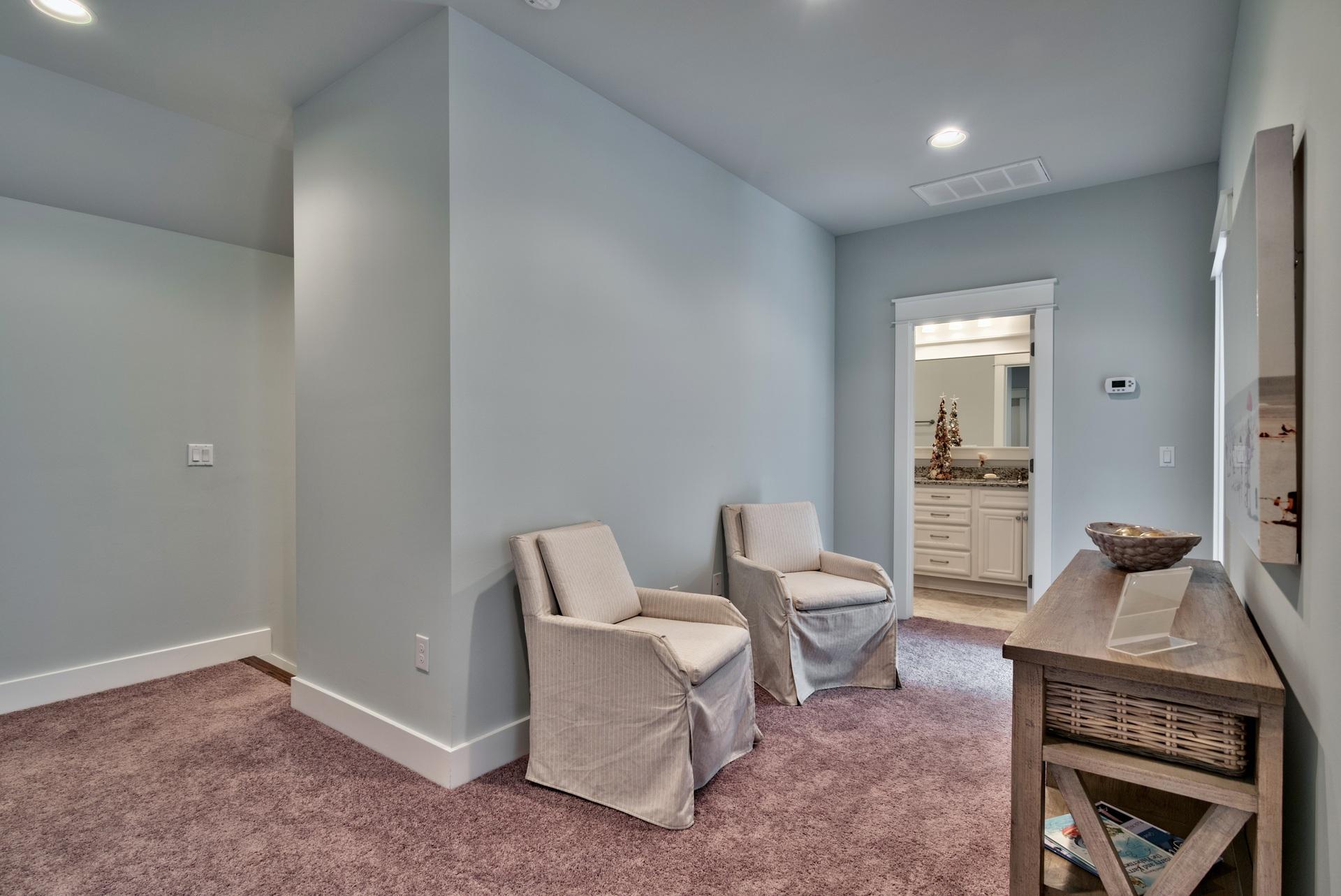 PARADISE COVE - Residential