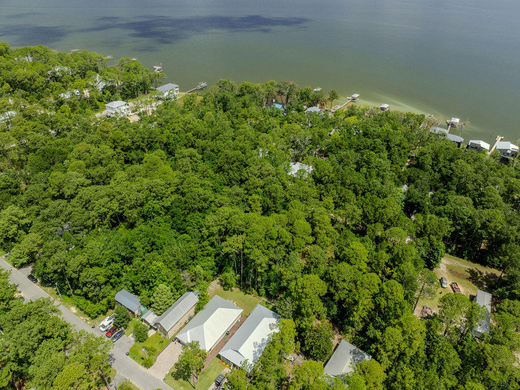 MAGNOLIA BEACH - Land
