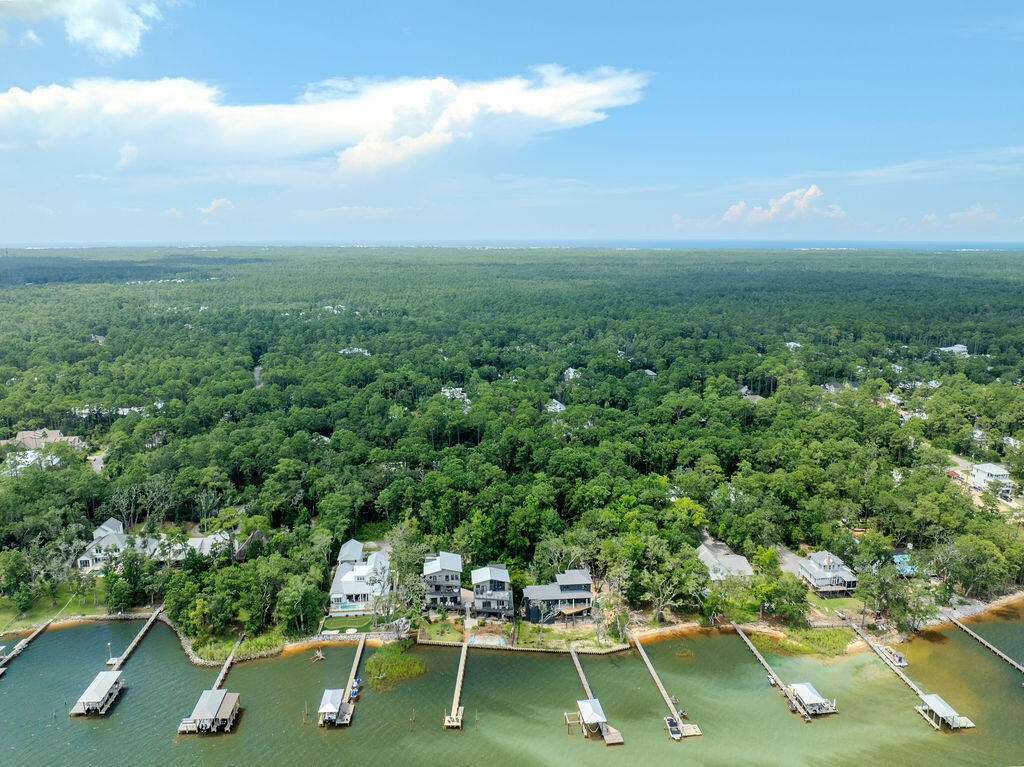 MAGNOLIA BEACH - Land