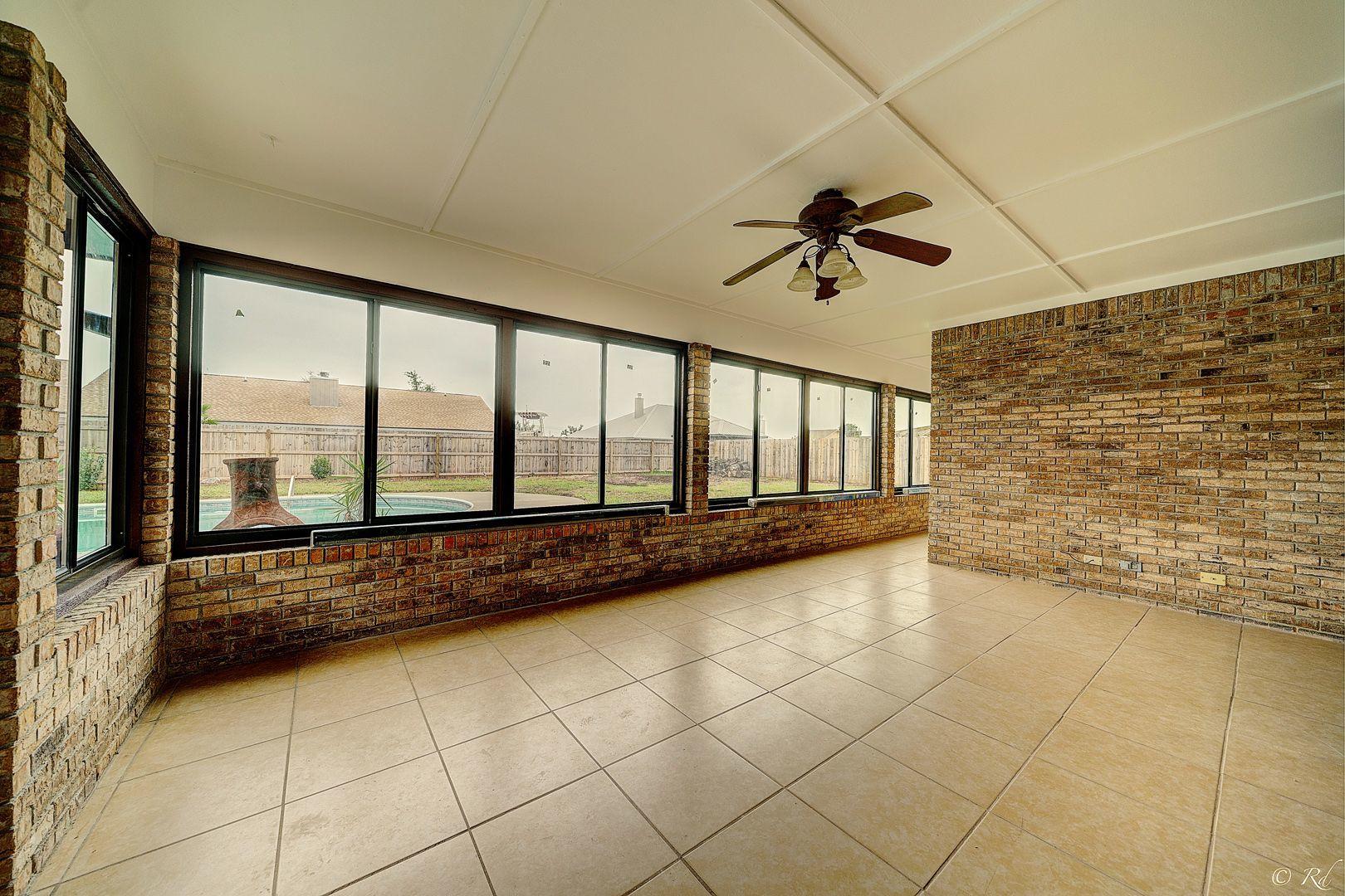 SPRINGLAKE - Residential