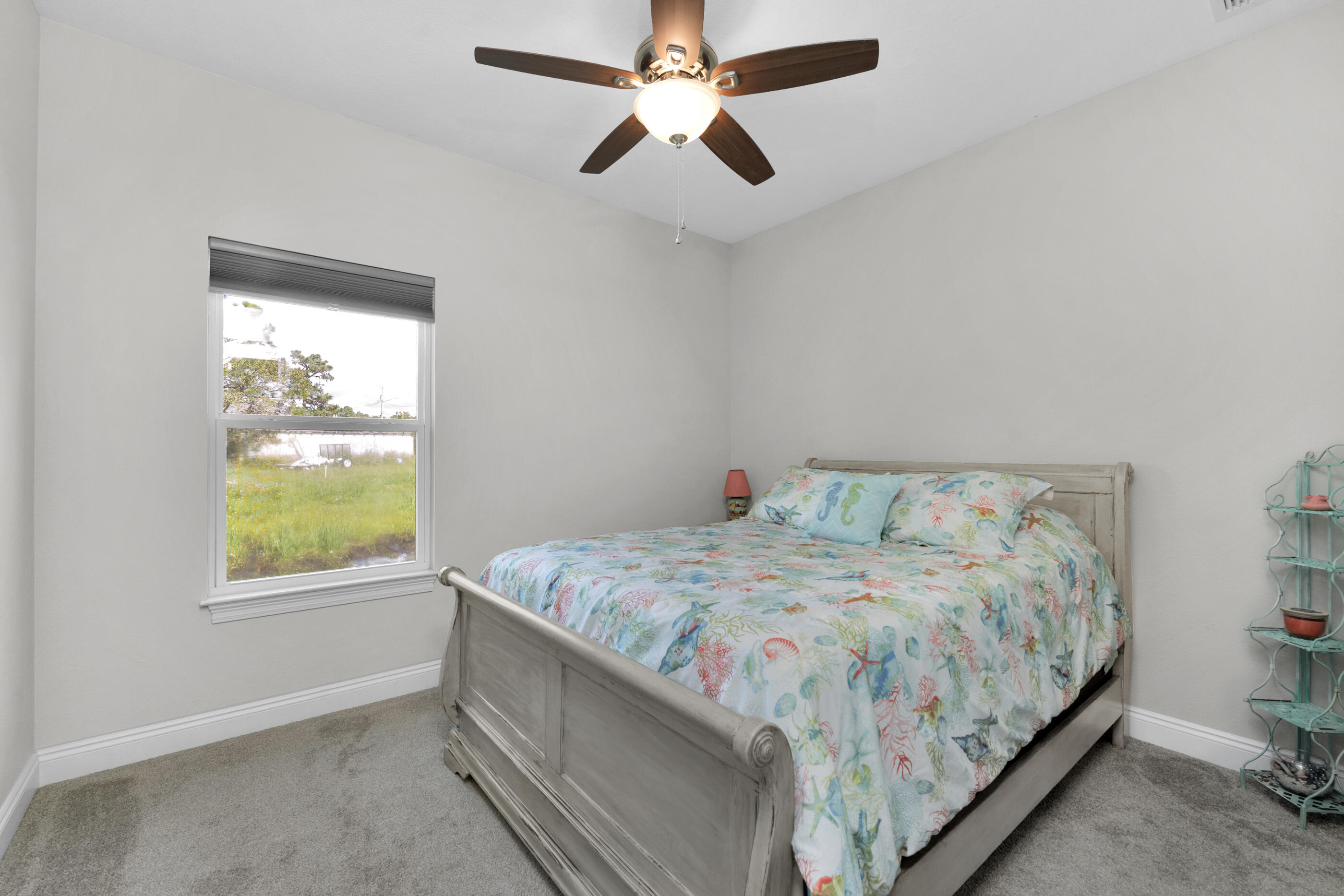 CRESCENT SHORES - Residential