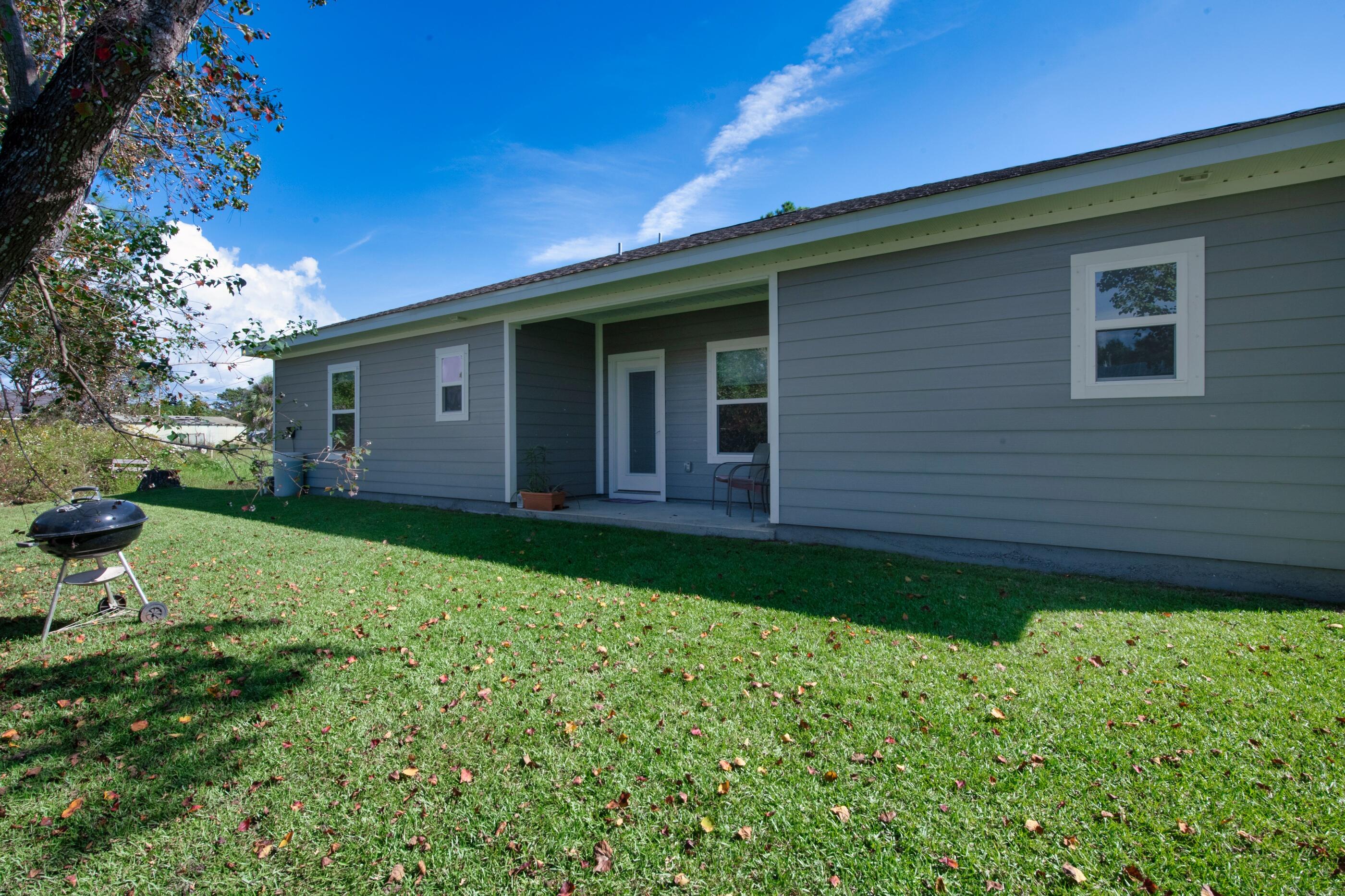 CRESCENT SHORES - Residential