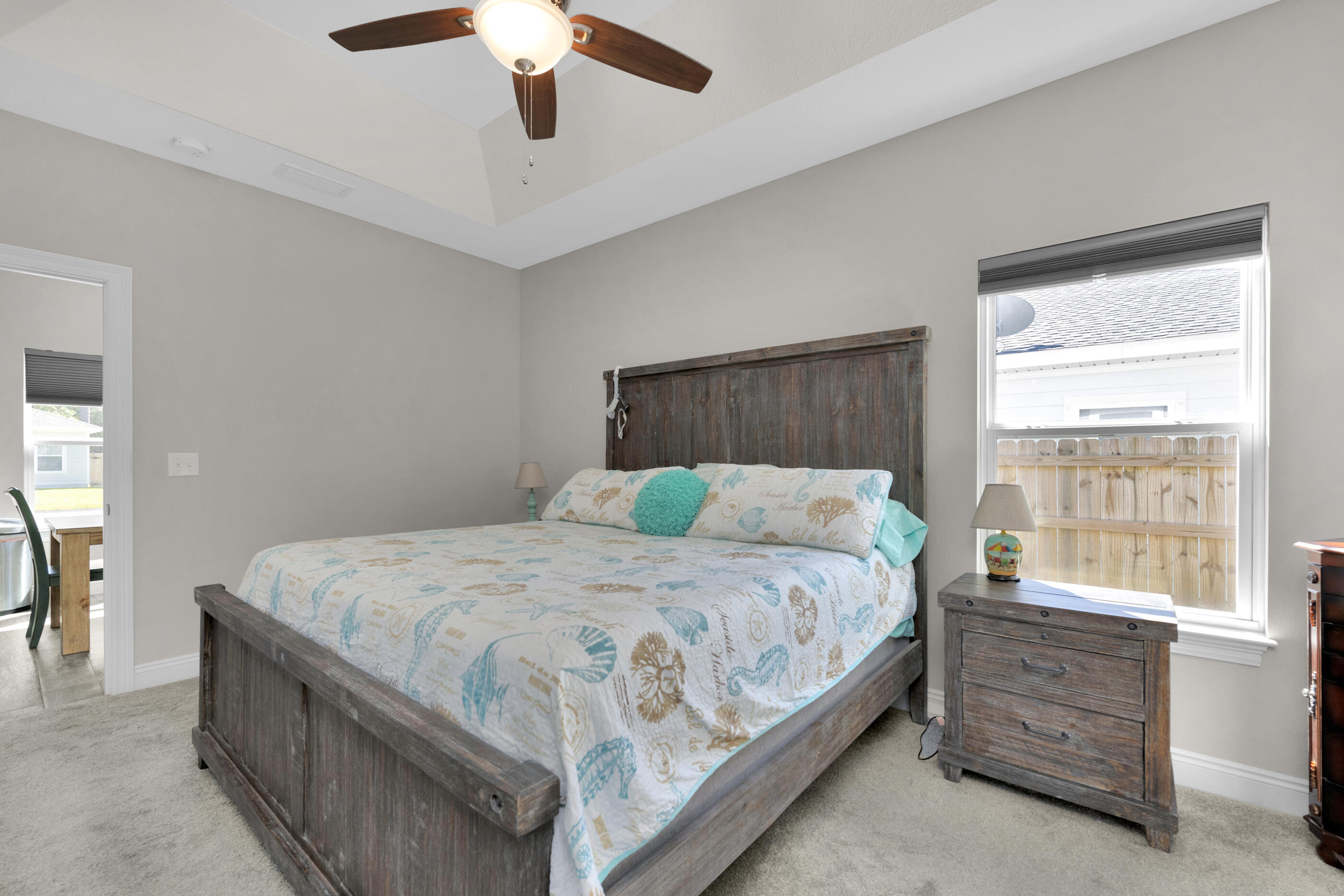 CRESCENT SHORES - Residential