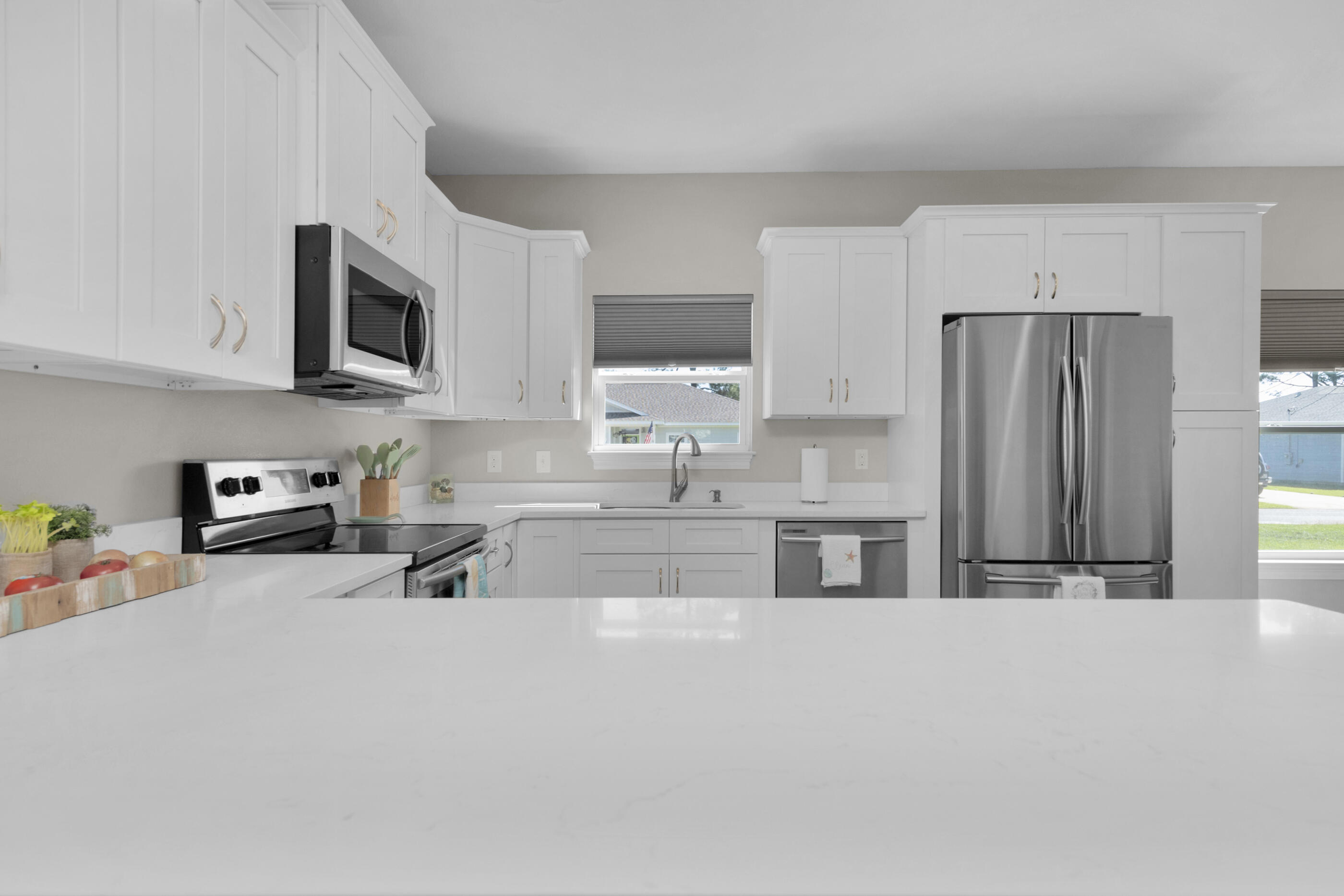 CRESCENT SHORES - Residential