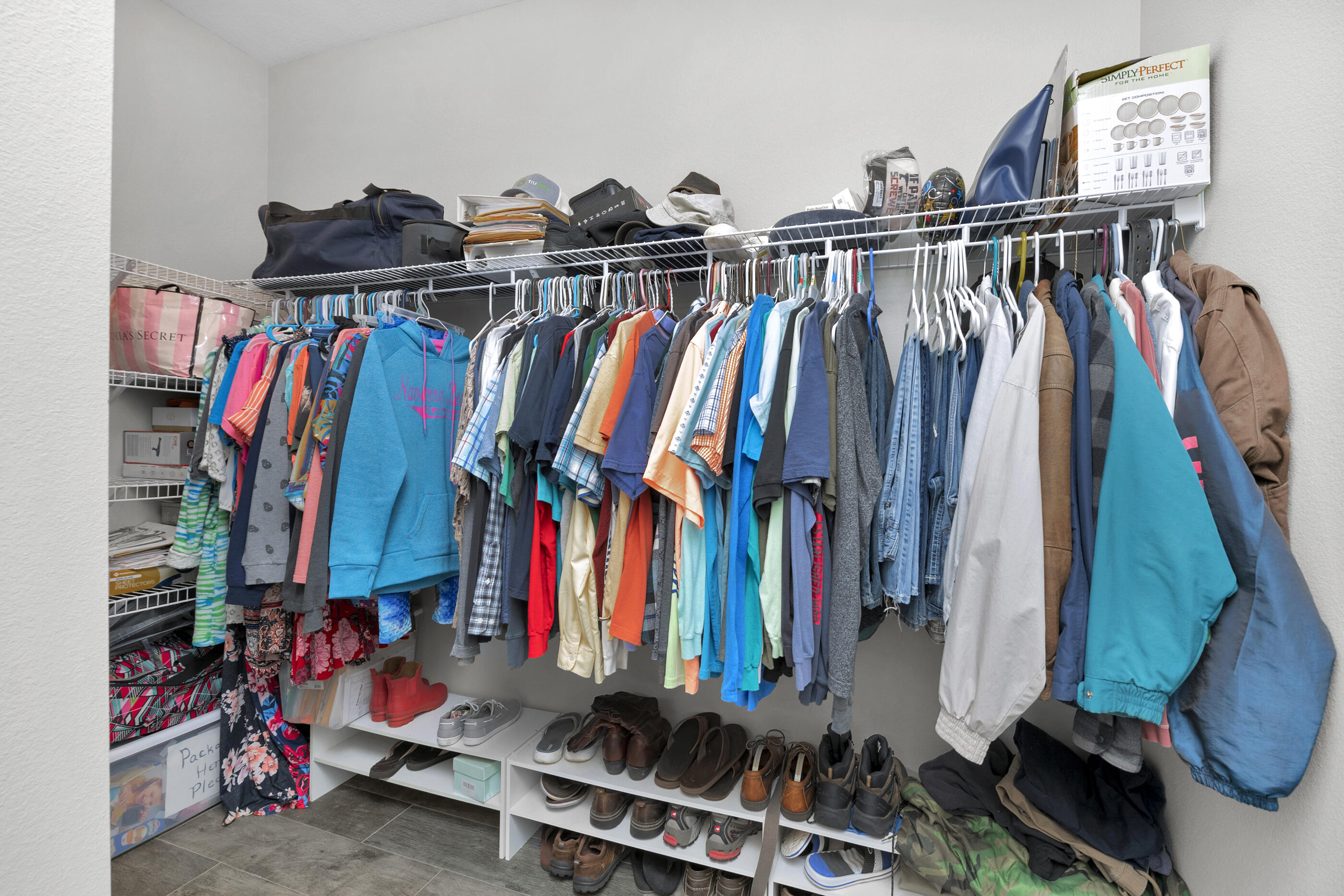 CRESCENT SHORES - Residential