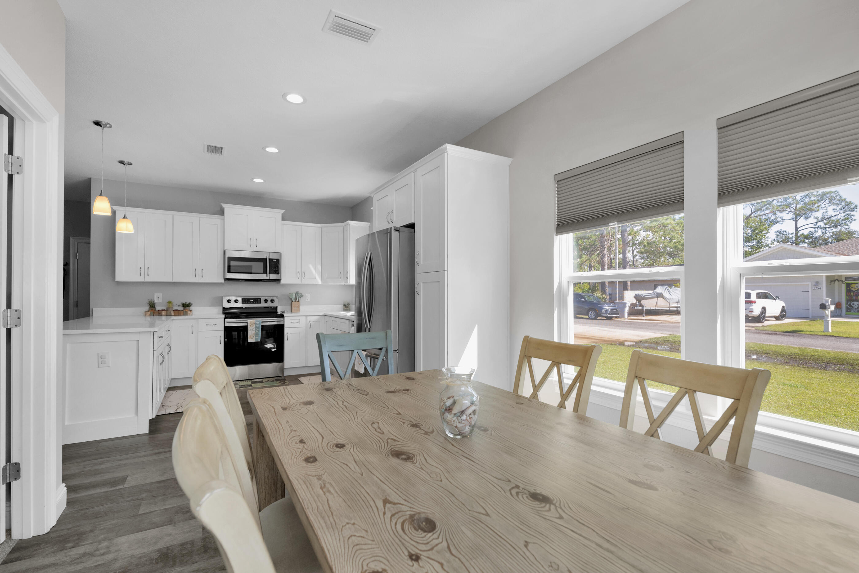 CRESCENT SHORES - Residential