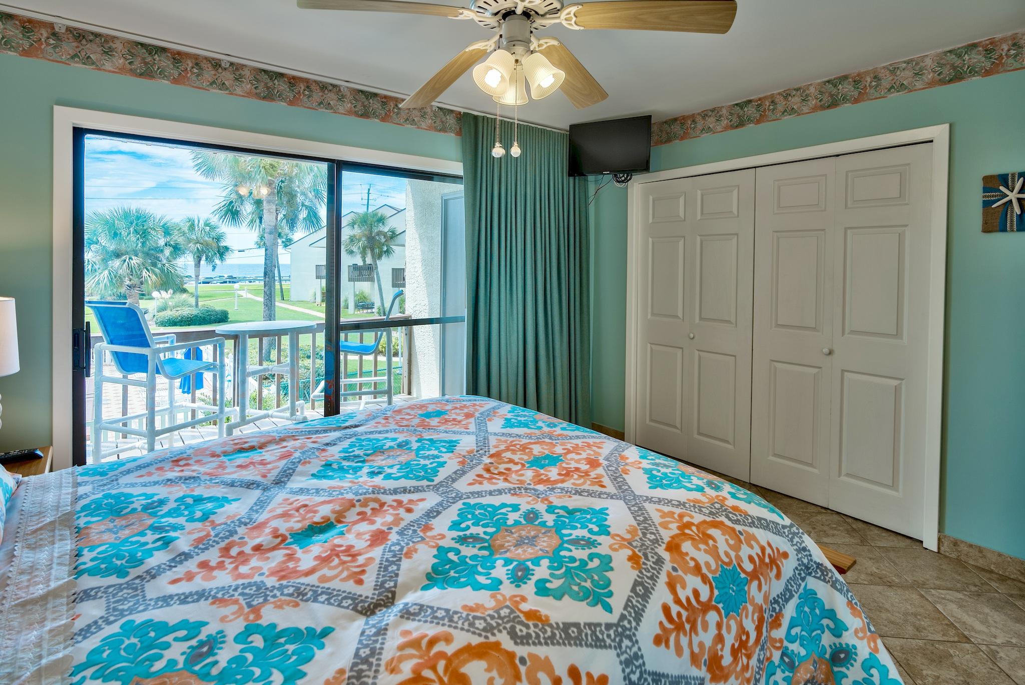 BLUE SURF T/H - Residential