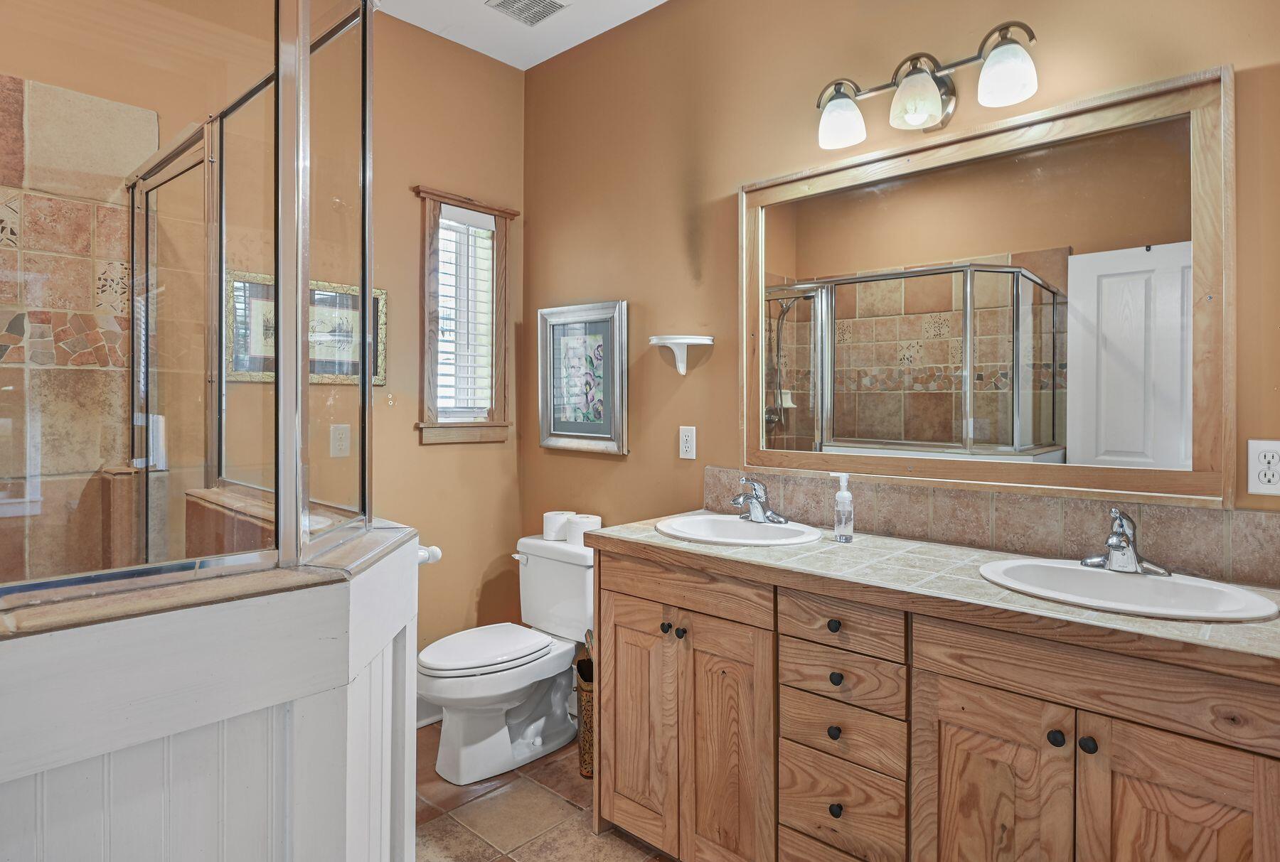 MAGNOLIA BEACH - Residential