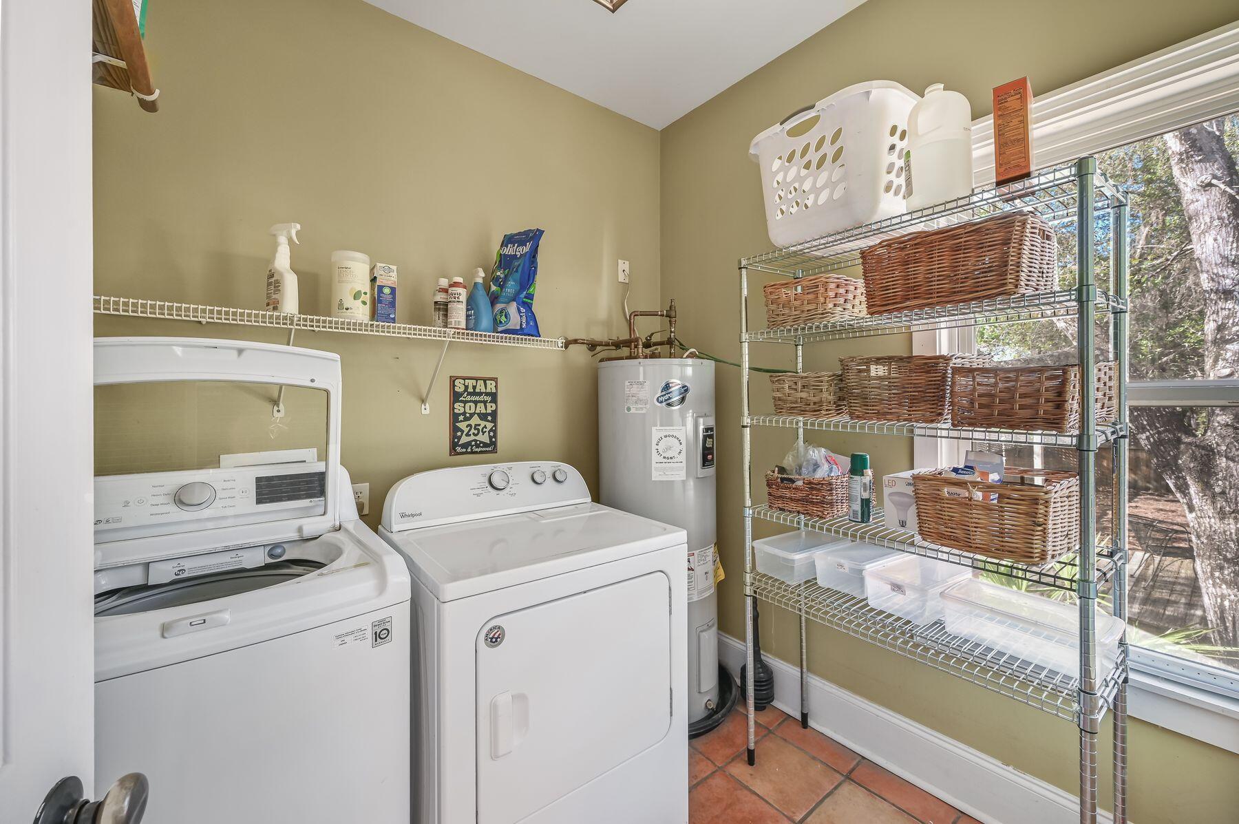 MAGNOLIA BEACH - Residential