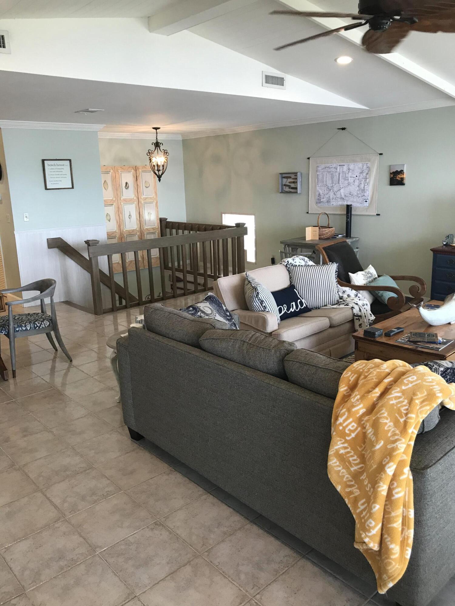 CALHOUN S/D TO DESTIN - Residential