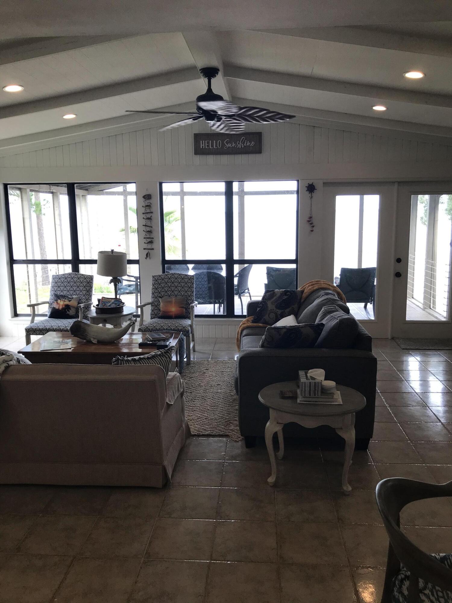 CALHOUN S/D TO DESTIN - Residential
