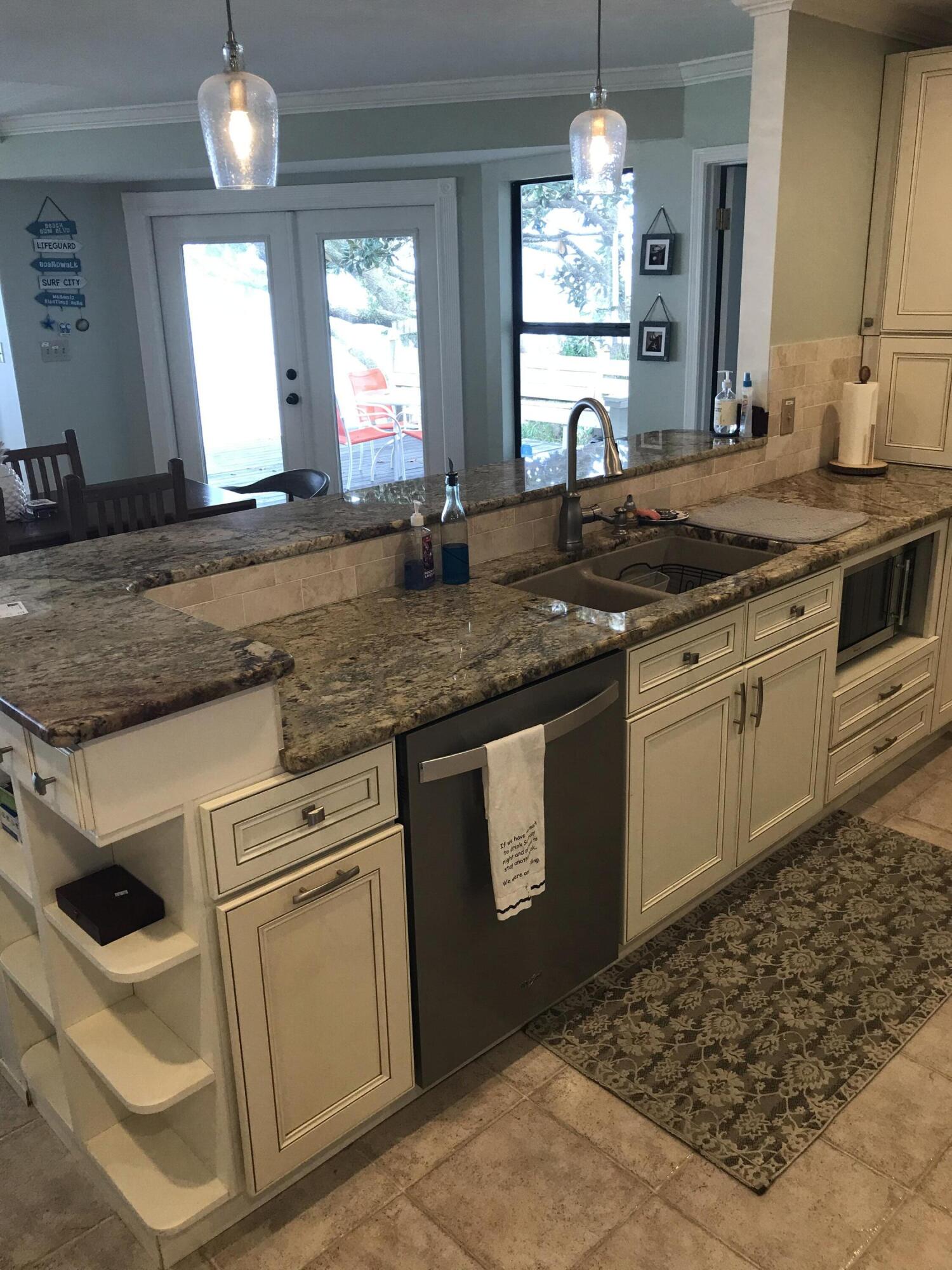 CALHOUN S/D TO DESTIN - Residential