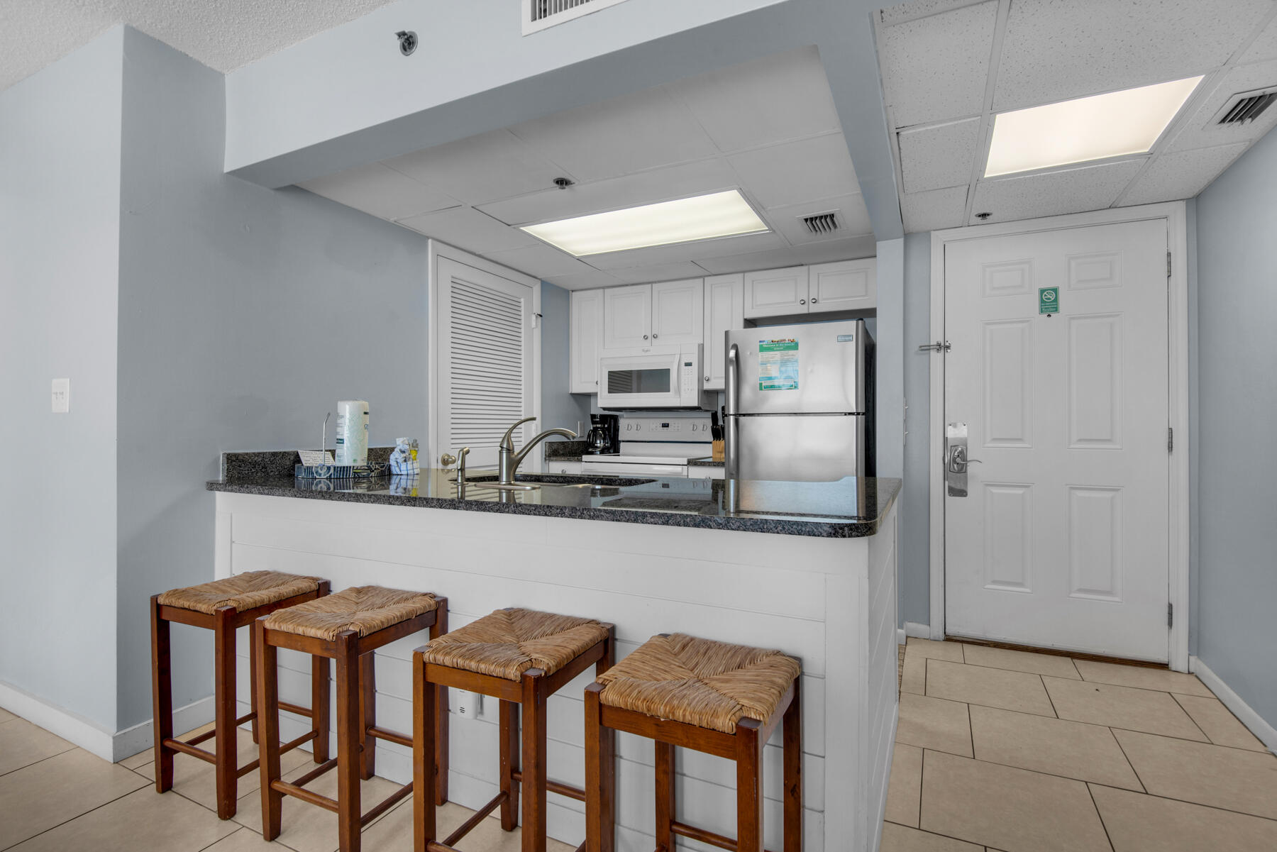 Long Beach Towers I - Residential