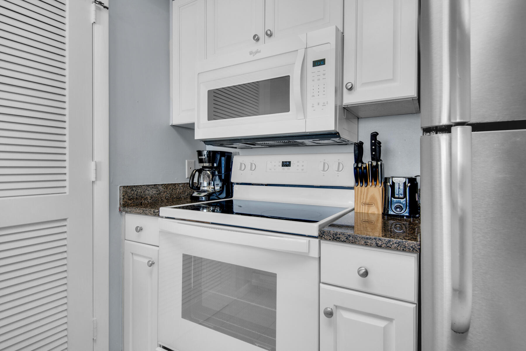 Long Beach Towers I - Residential