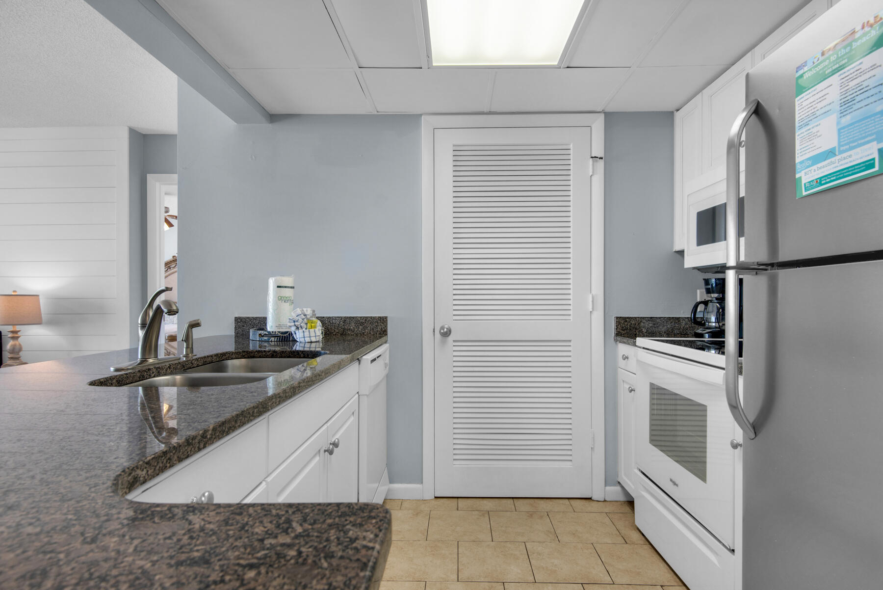 Long Beach Towers I - Residential