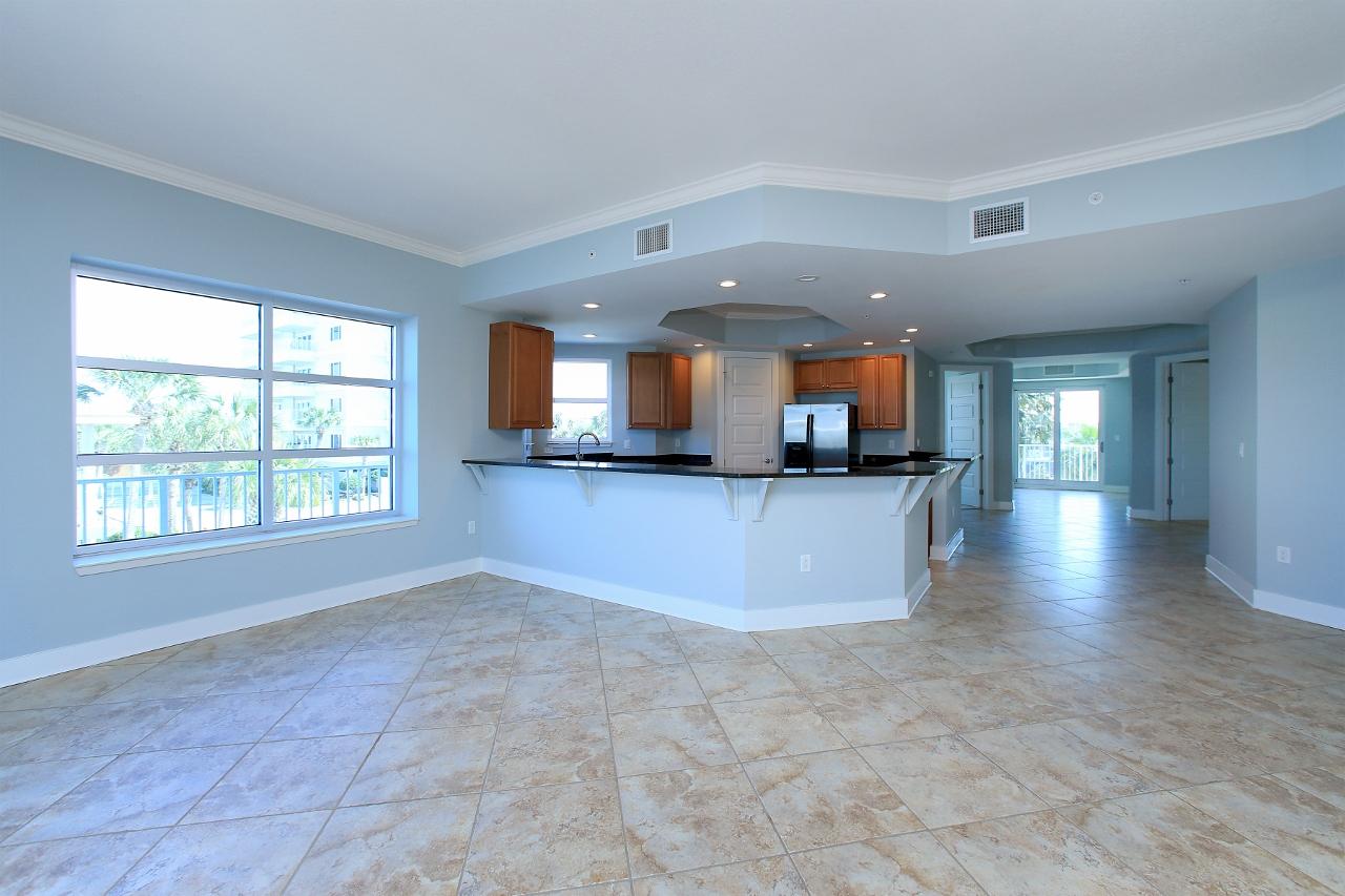 HARBOR LIGHTS - Residential