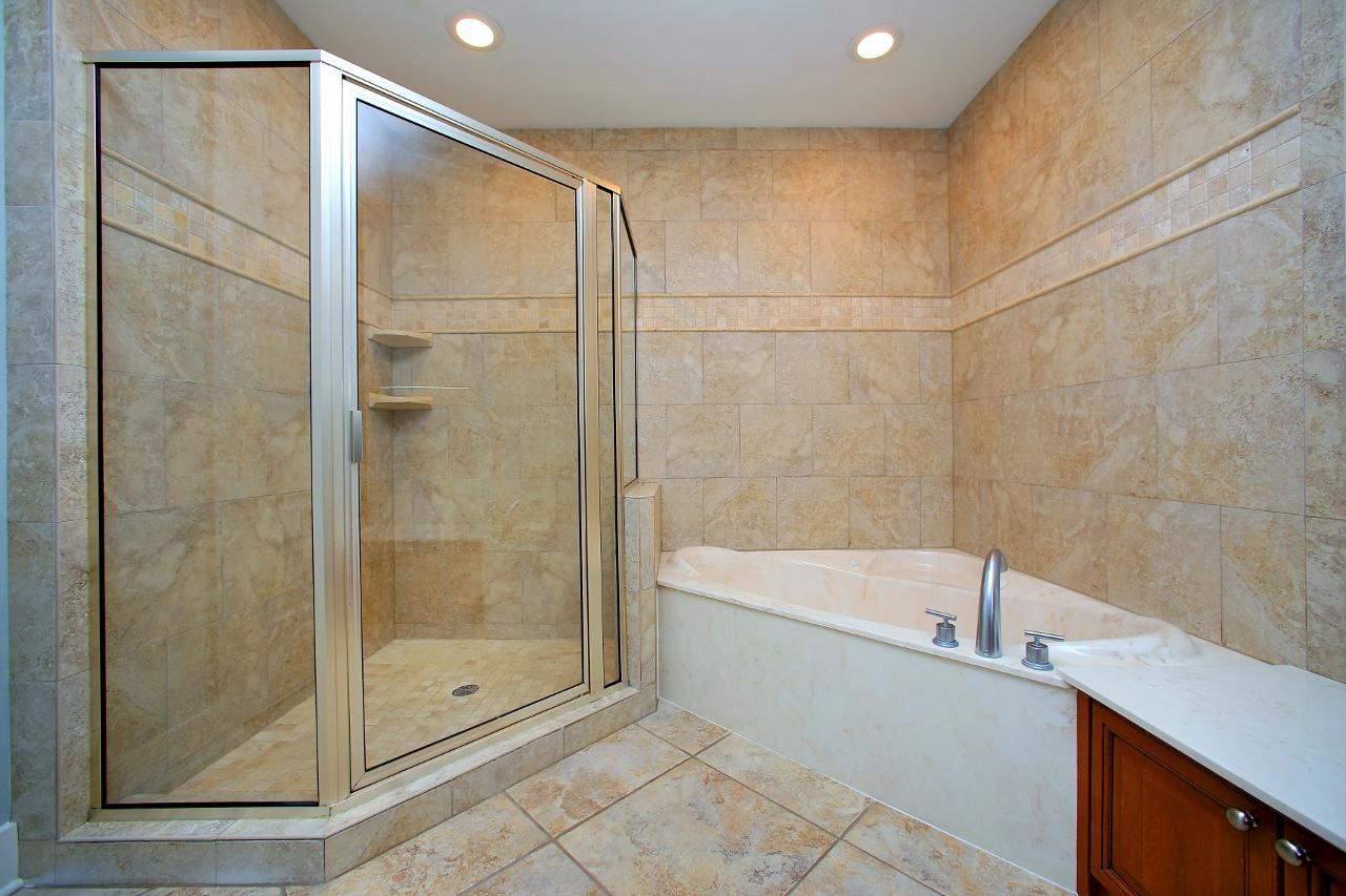 HARBOR LIGHTS - Residential