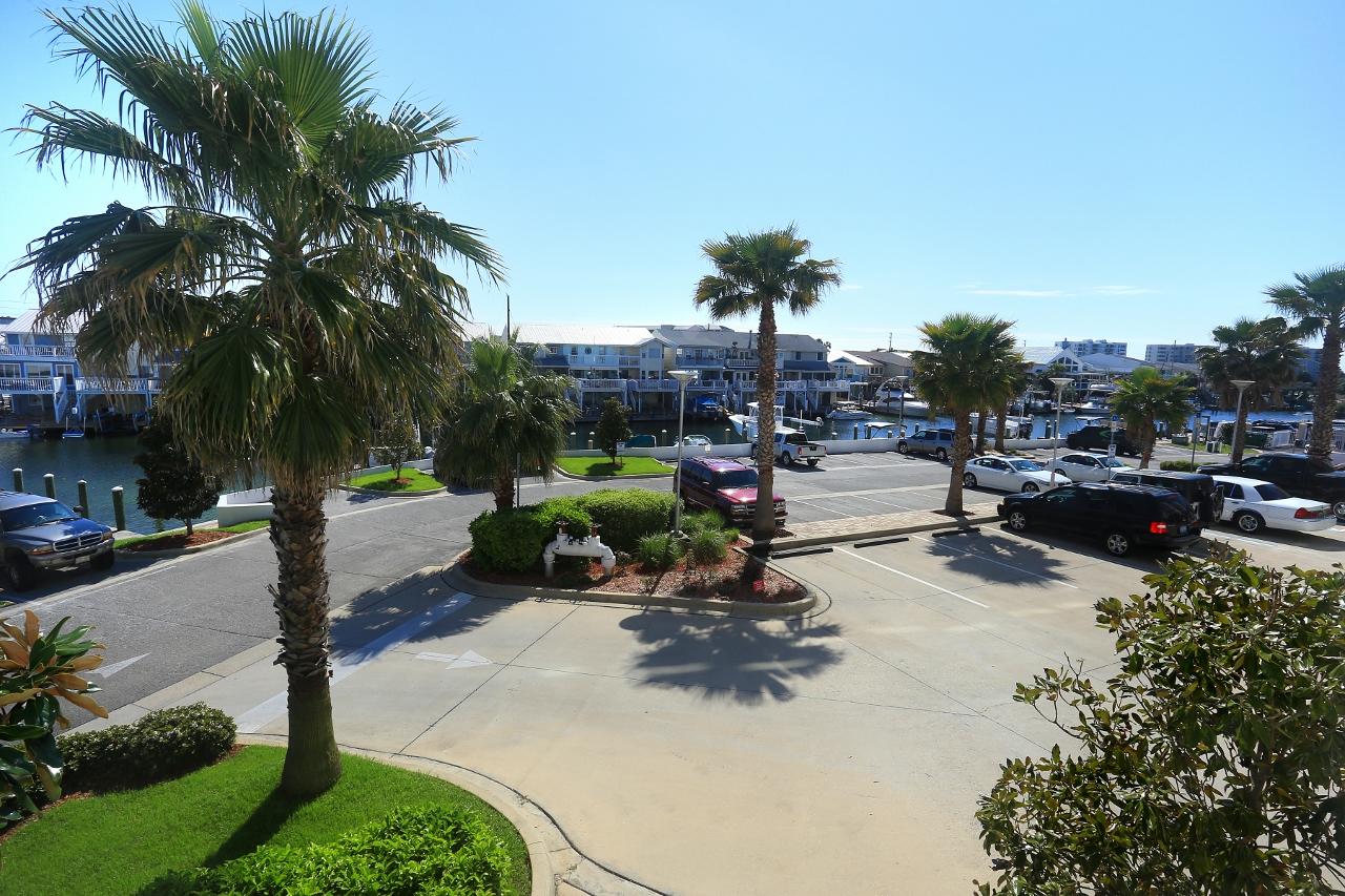 HARBOR LIGHTS - Residential