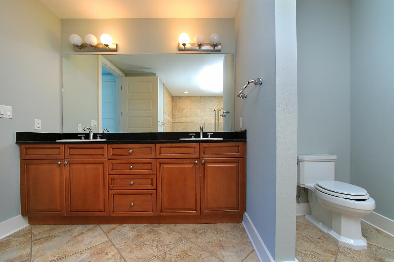 HARBOR LIGHTS - Residential