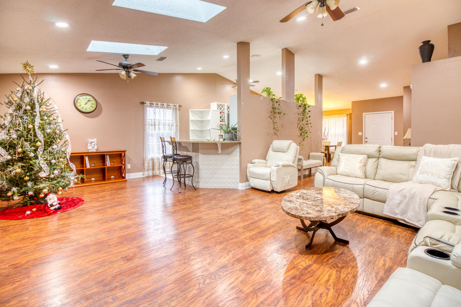 DOROTHY BOWEN ESTATES - Residential