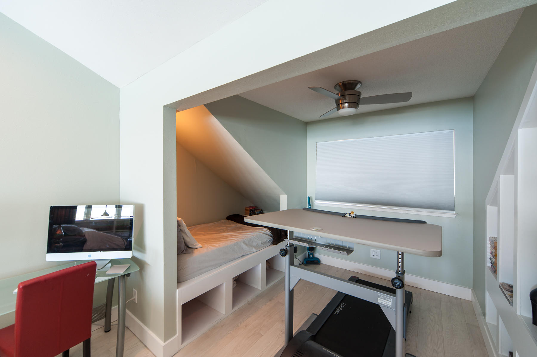 UNIT 7 SEAWINDS TOWNHOMES - Residential