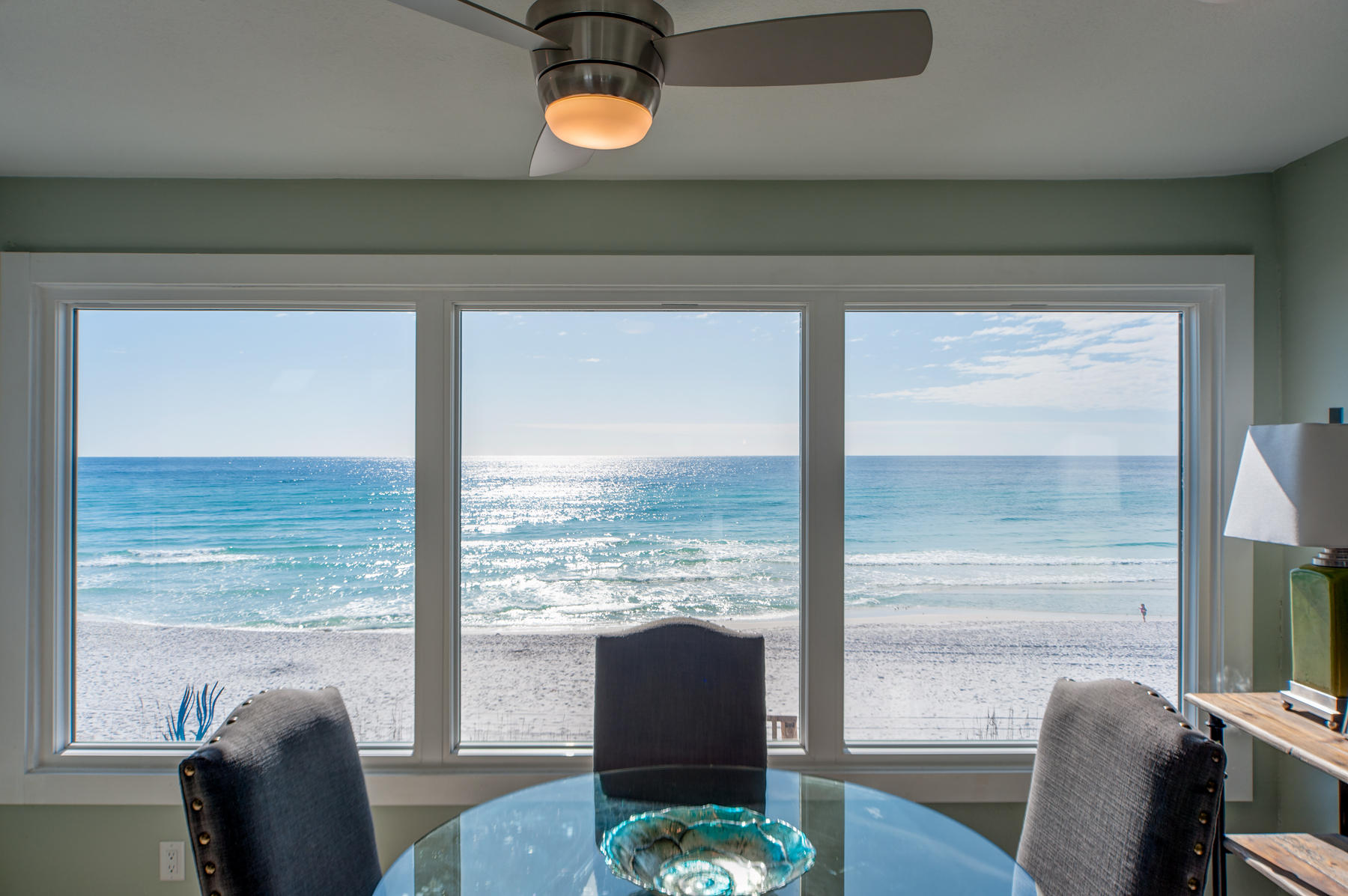 UNIT 7 SEAWINDS TOWNHOMES - Residential