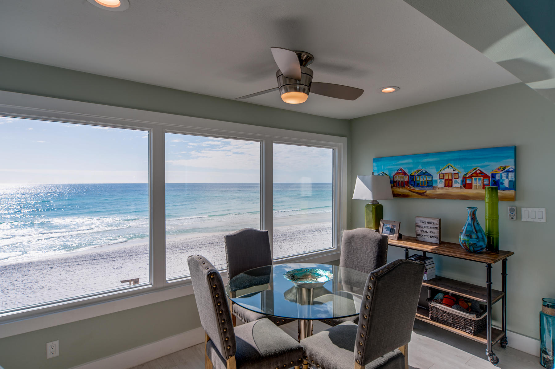 UNIT 7 SEAWINDS TOWNHOMES - Residential