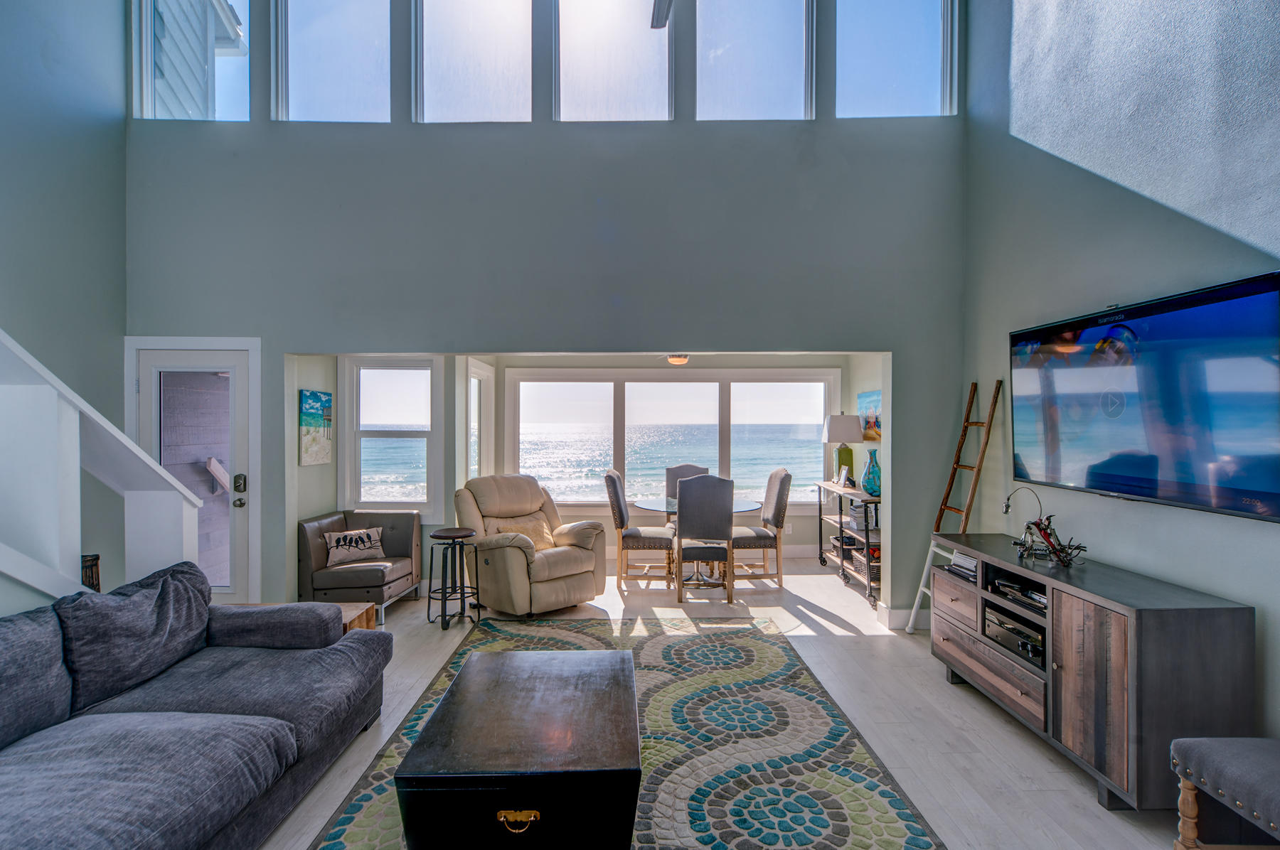 UNIT 7 SEAWINDS TOWNHOMES - Residential
