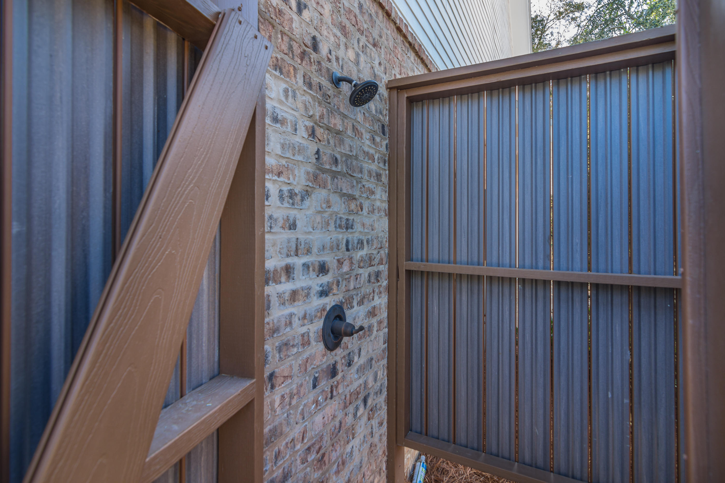 DAUGHETTES AMENDED - Residential