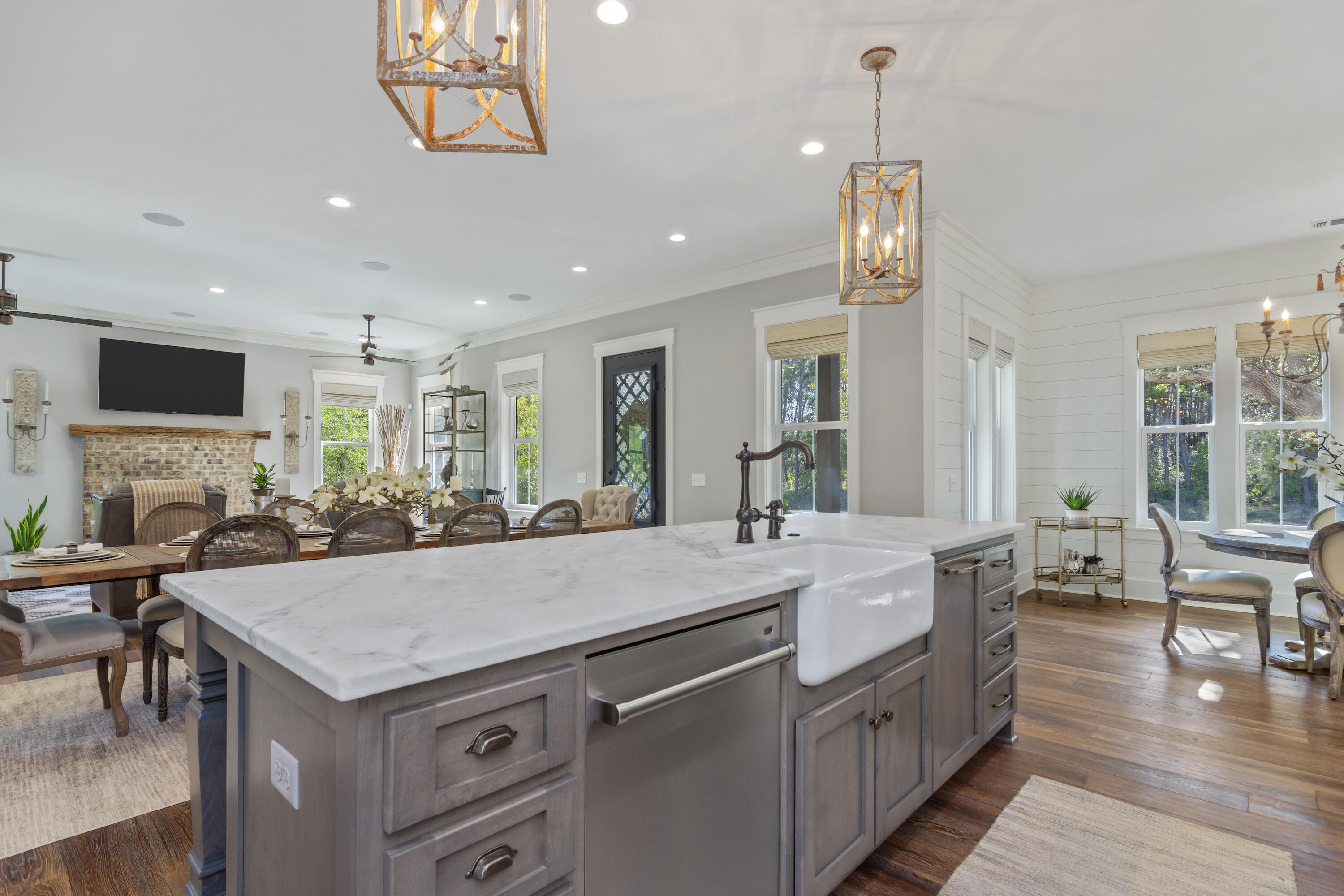 DAUGHETTES AMENDED - Residential