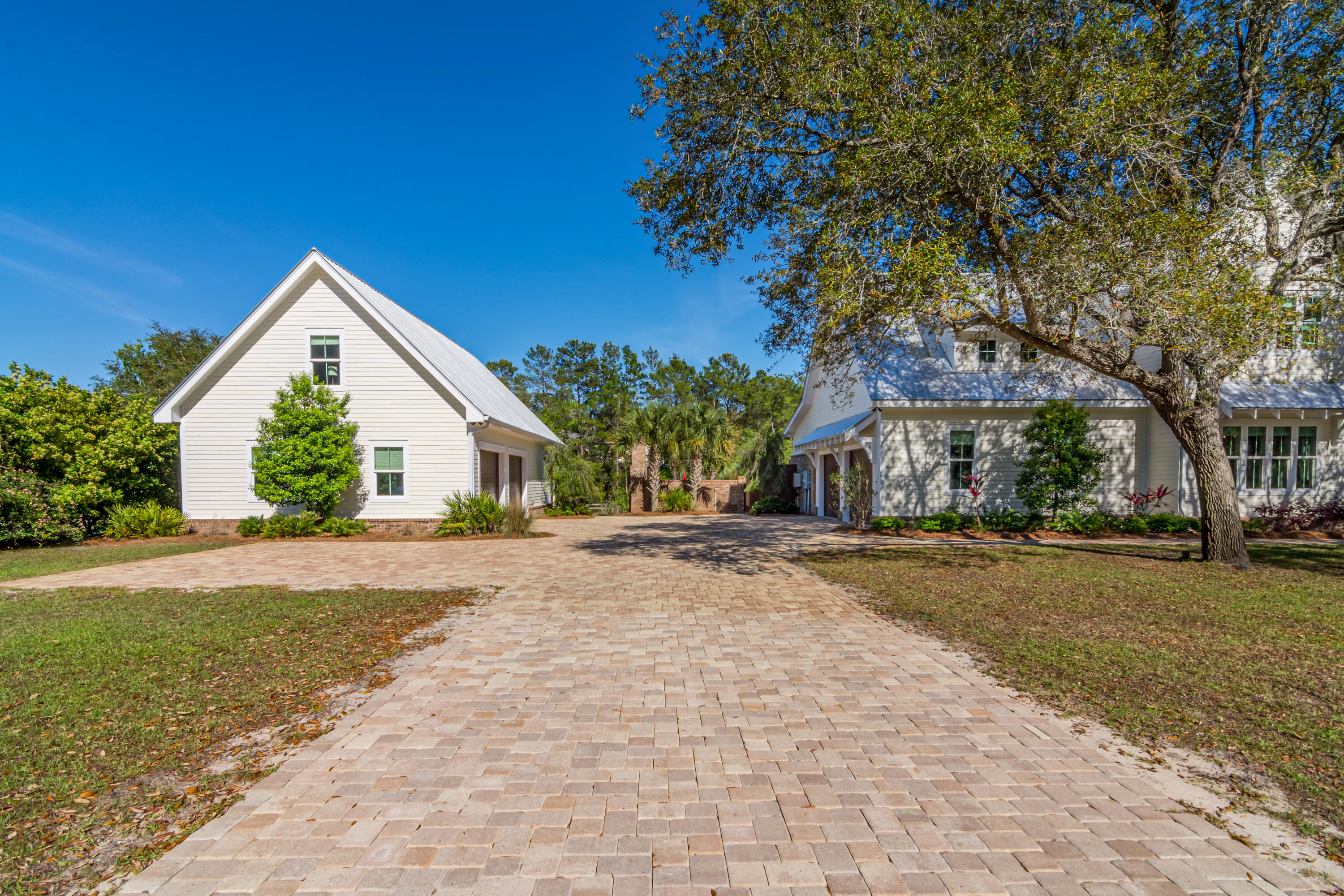 DAUGHETTES AMENDED - Residential