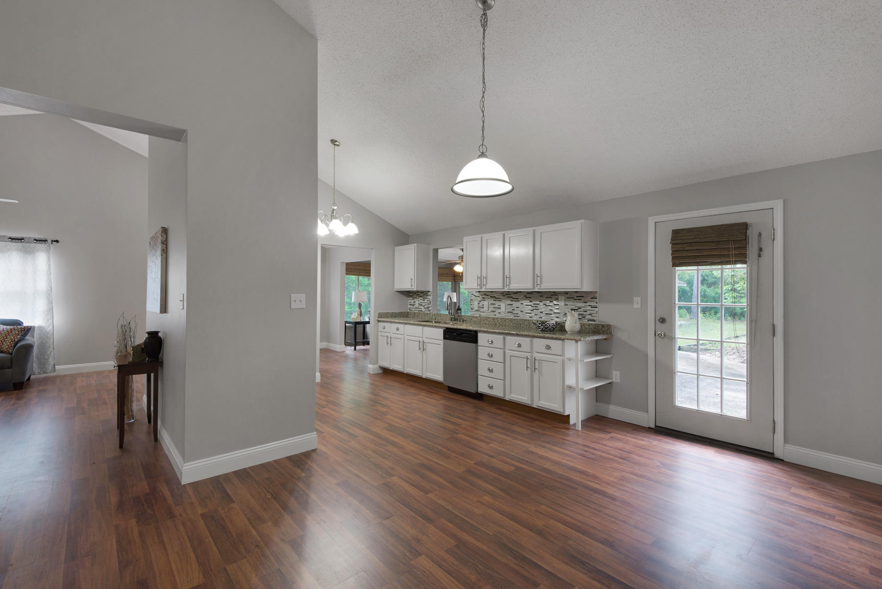 HOLLEY BY THE SEA - Residential