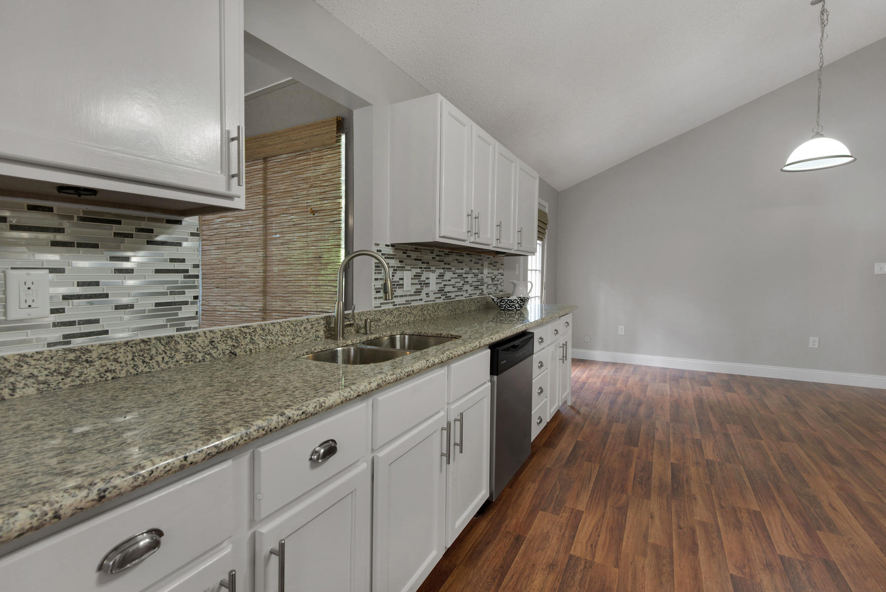 HOLLEY BY THE SEA - Residential